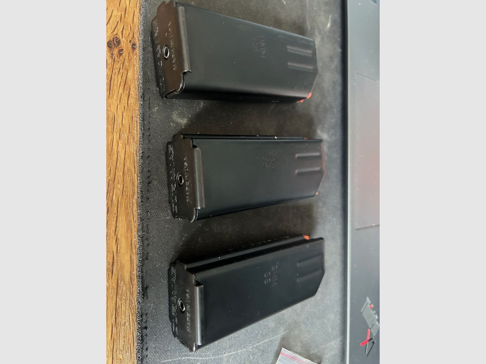 3 fois AR-15 Magazine 9mm 10 coups Colt SMG (HERA / OBERLAND ARMS) Duramag