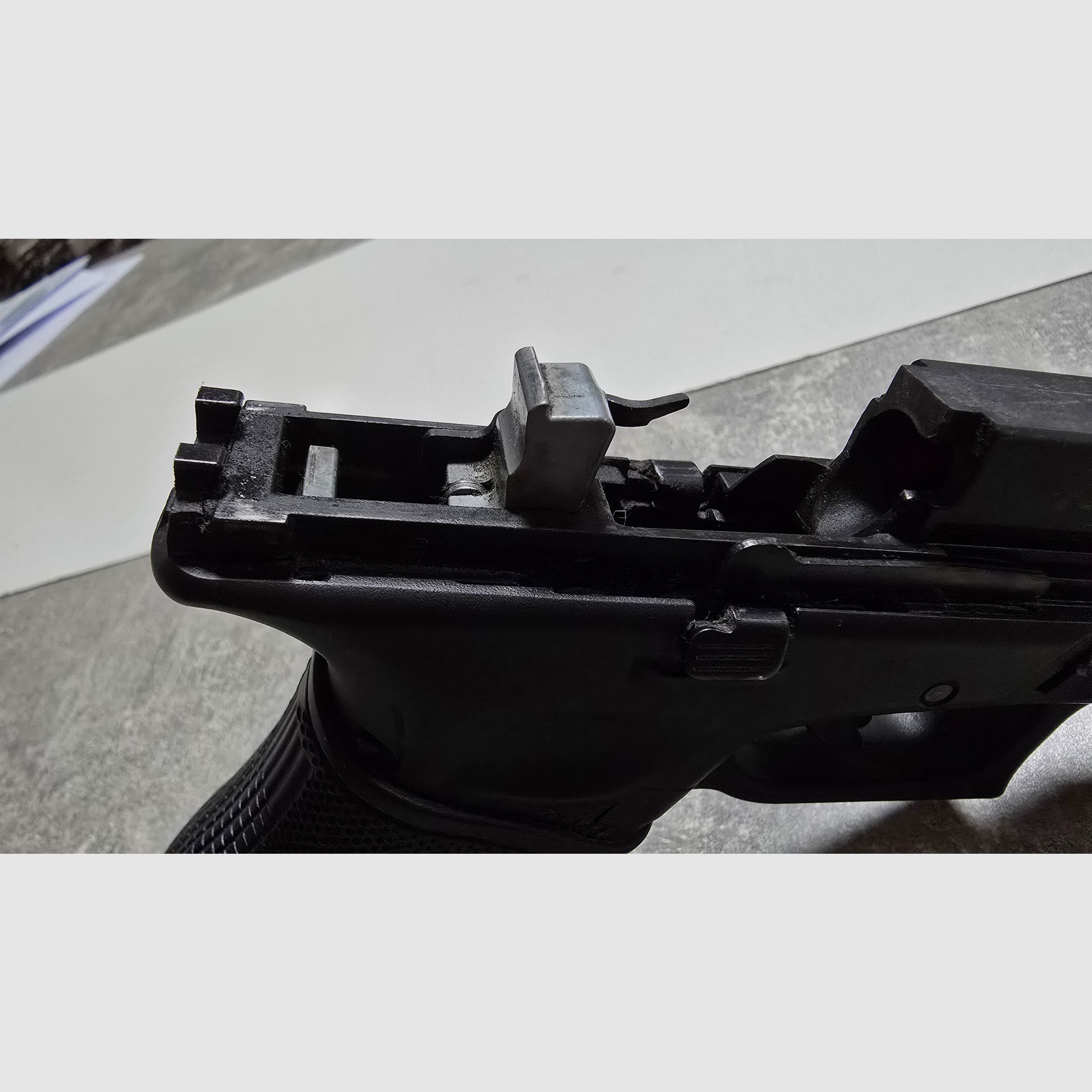 Umarex Glock 17 Gen 5 9mm PAK / Schreckschuss