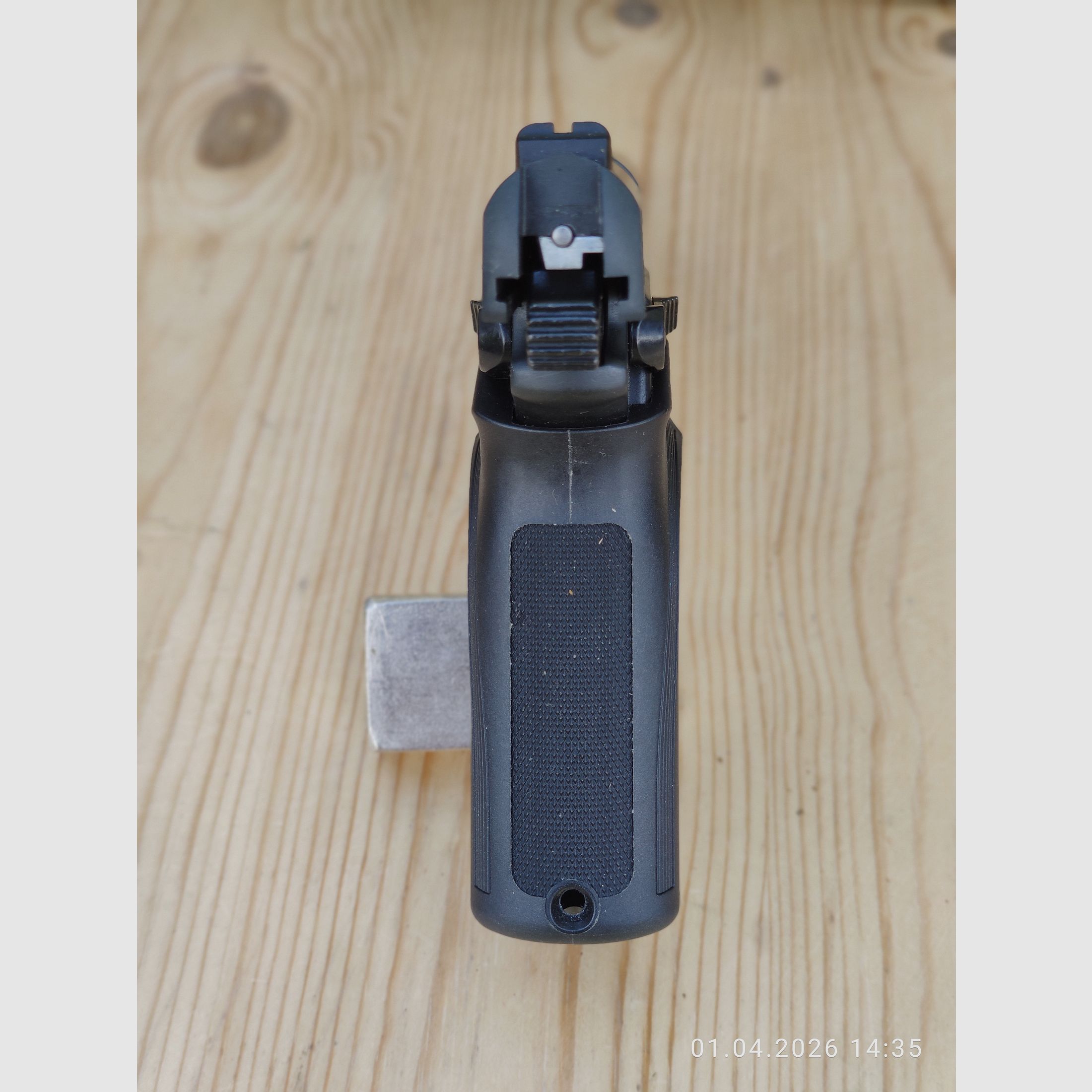 Pistolet d'alarme Browning GPDA 9