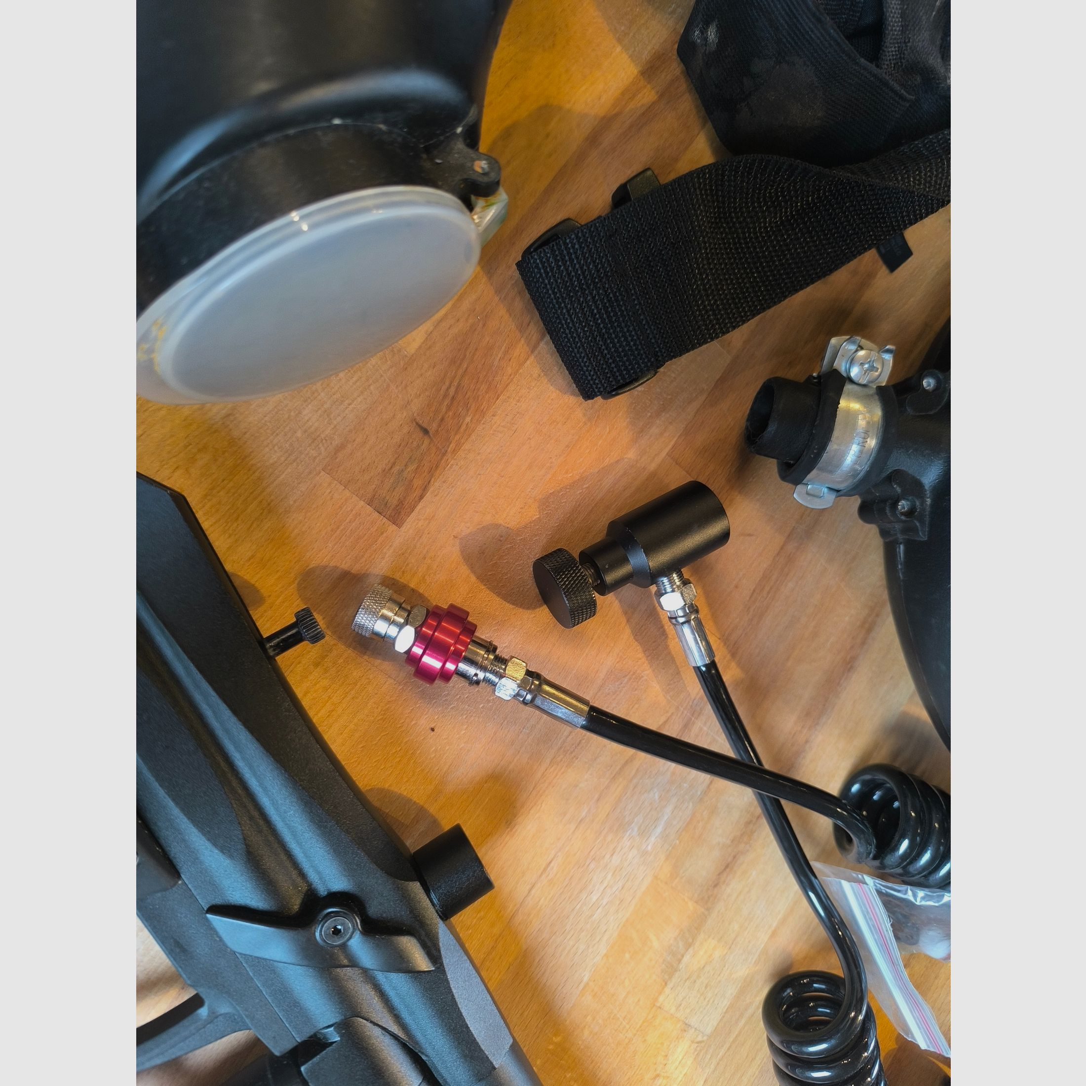 ZEN / MAXS High Voltage 2 Paintball complete set .68 – HP, hopper, NXe, mask (price is negotiable)