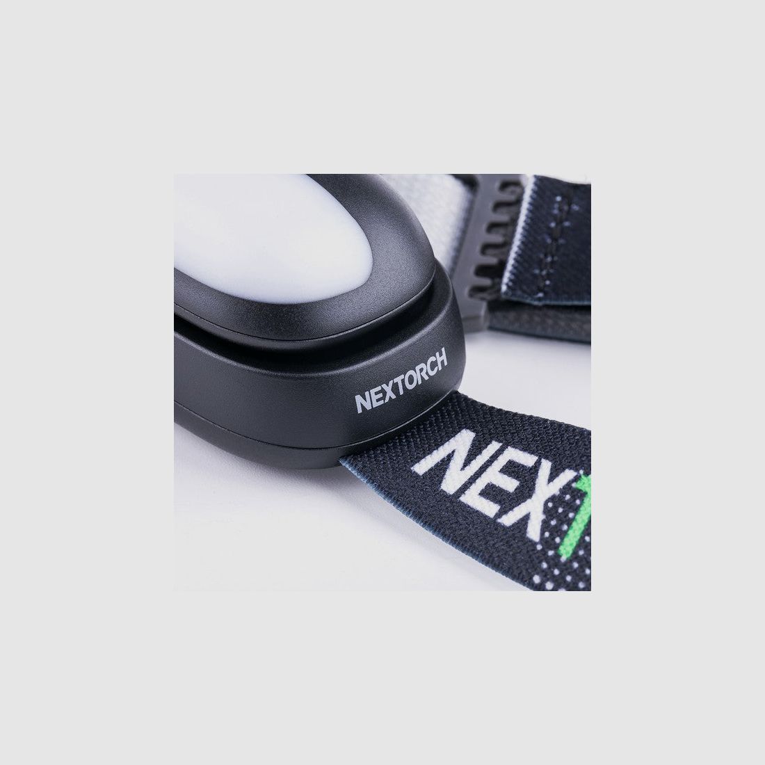 NEXTORCH iStar – Lampe frontale rechargeable USB-C avec lumière de mise au point et lumière diffuse, lumière rouge et LED SunLike 95Ra