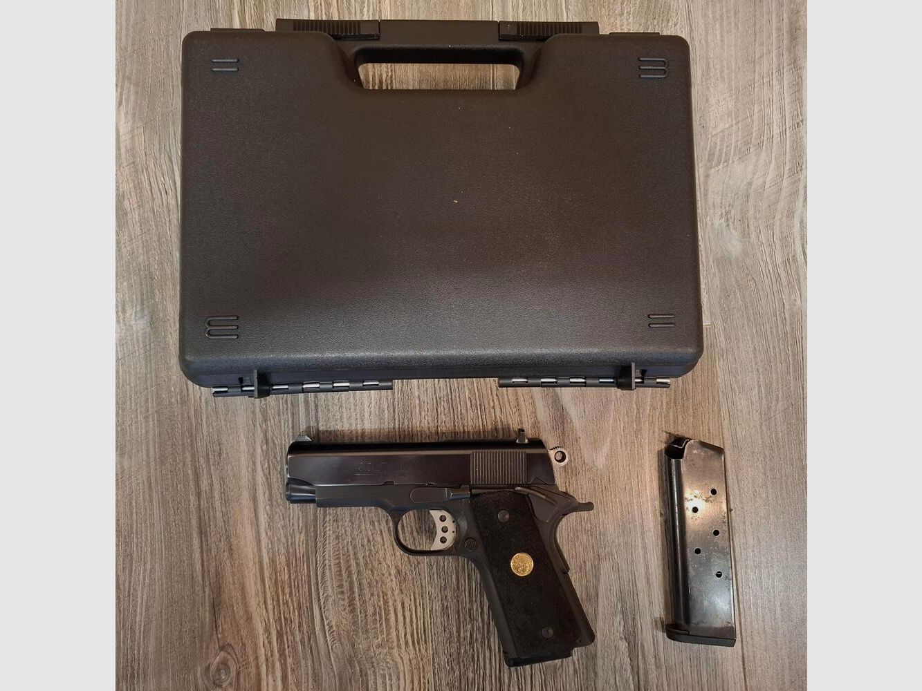 Colt 1911 Compact Mod. MK IV Officers ACP