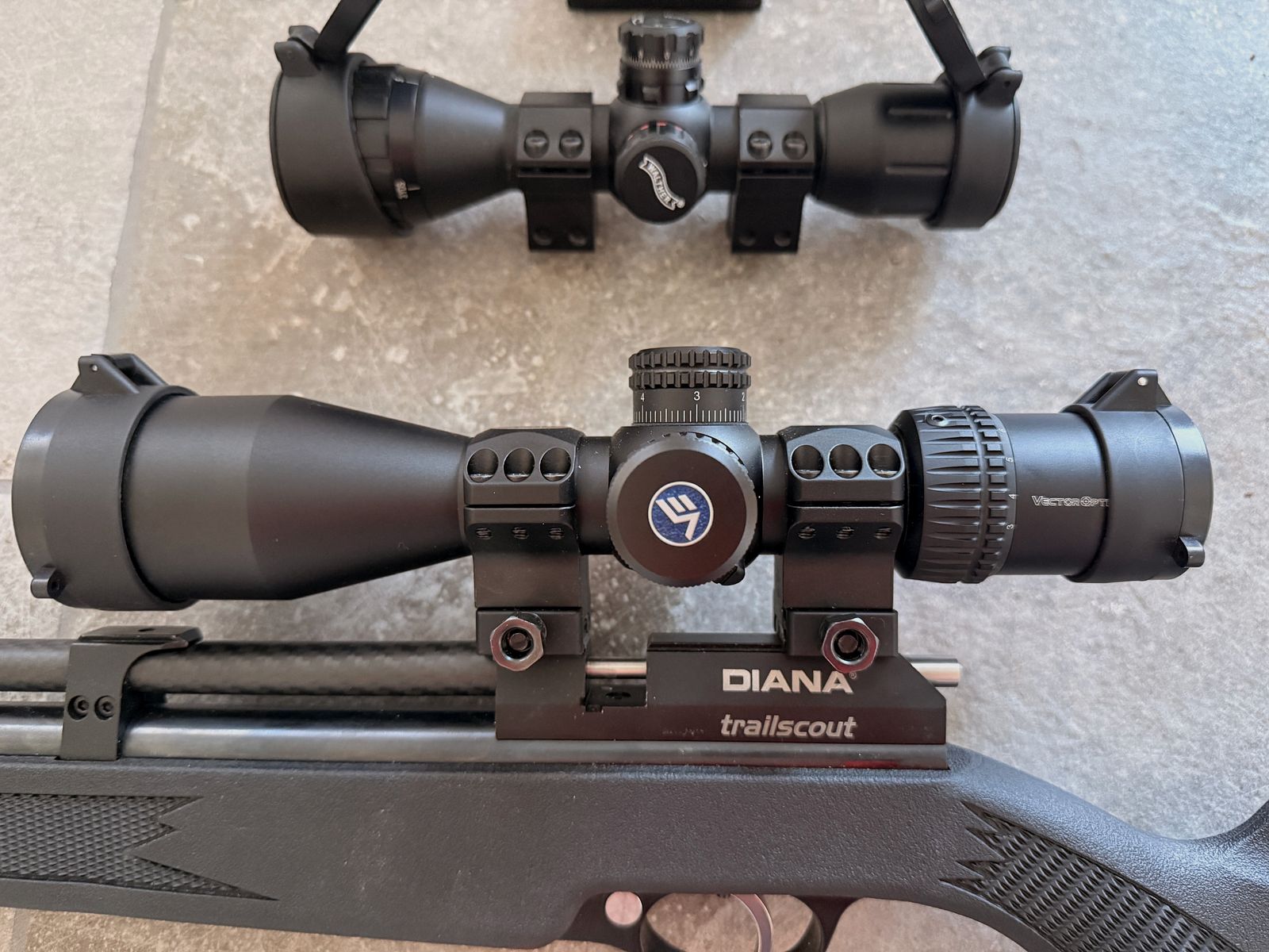 Diana Trailscout mit variablem Zubehör