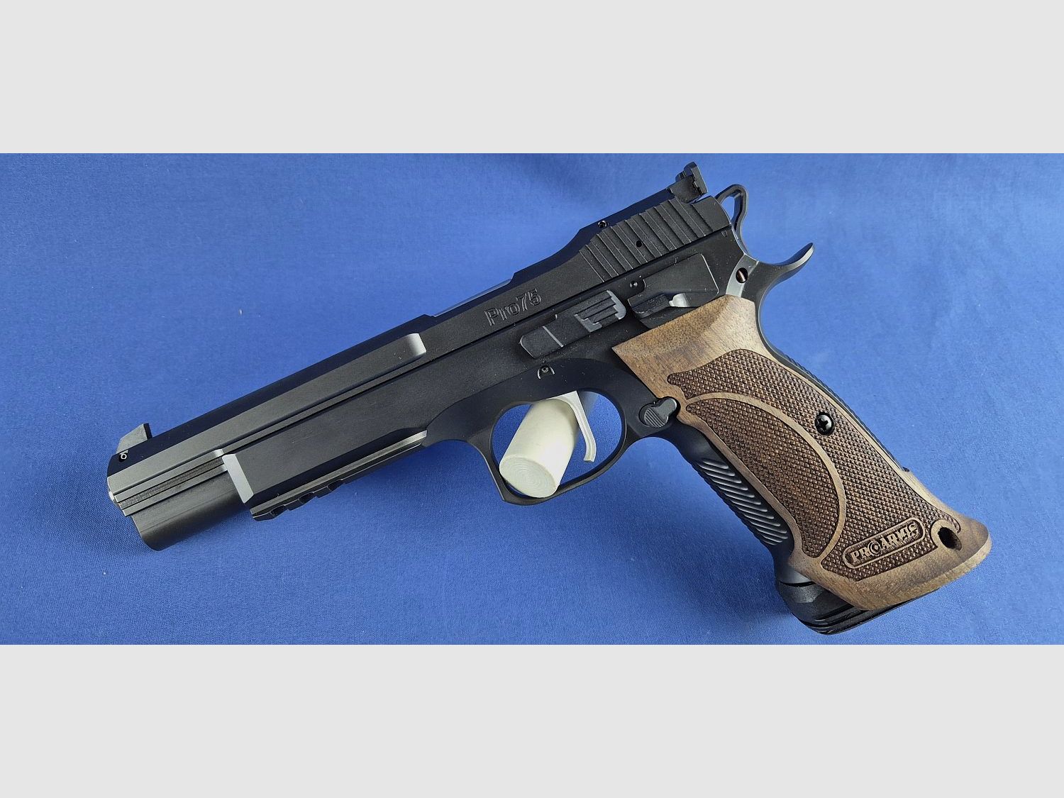 Proarmis Pro75 Shadow Cal.9x19mm, LL:6″ Black, image 1 of 3