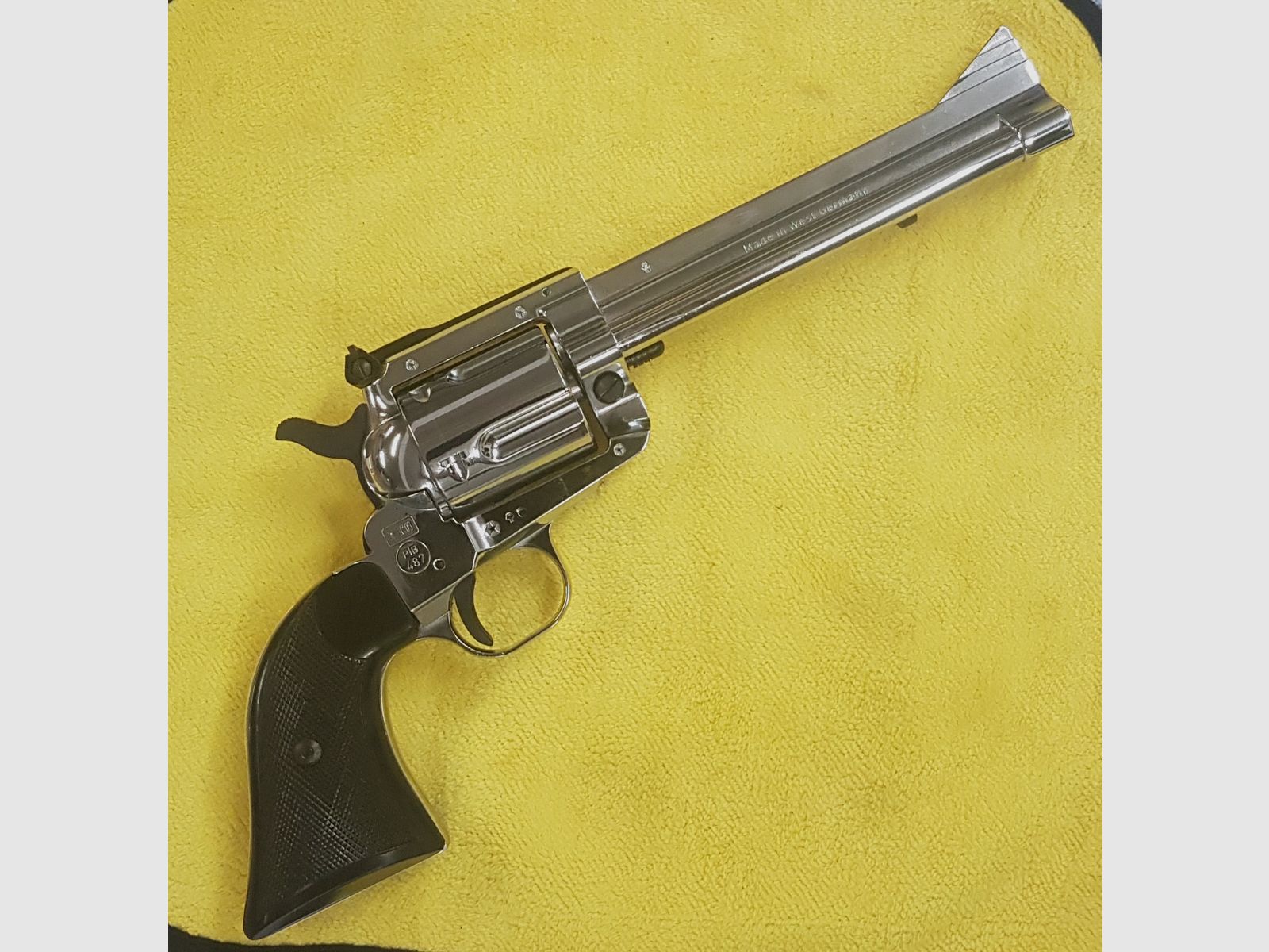 Verchromter Western Revolver Reck Single Action Mod. R45 Magnum cal. .45 K PTB 487 aus 1989