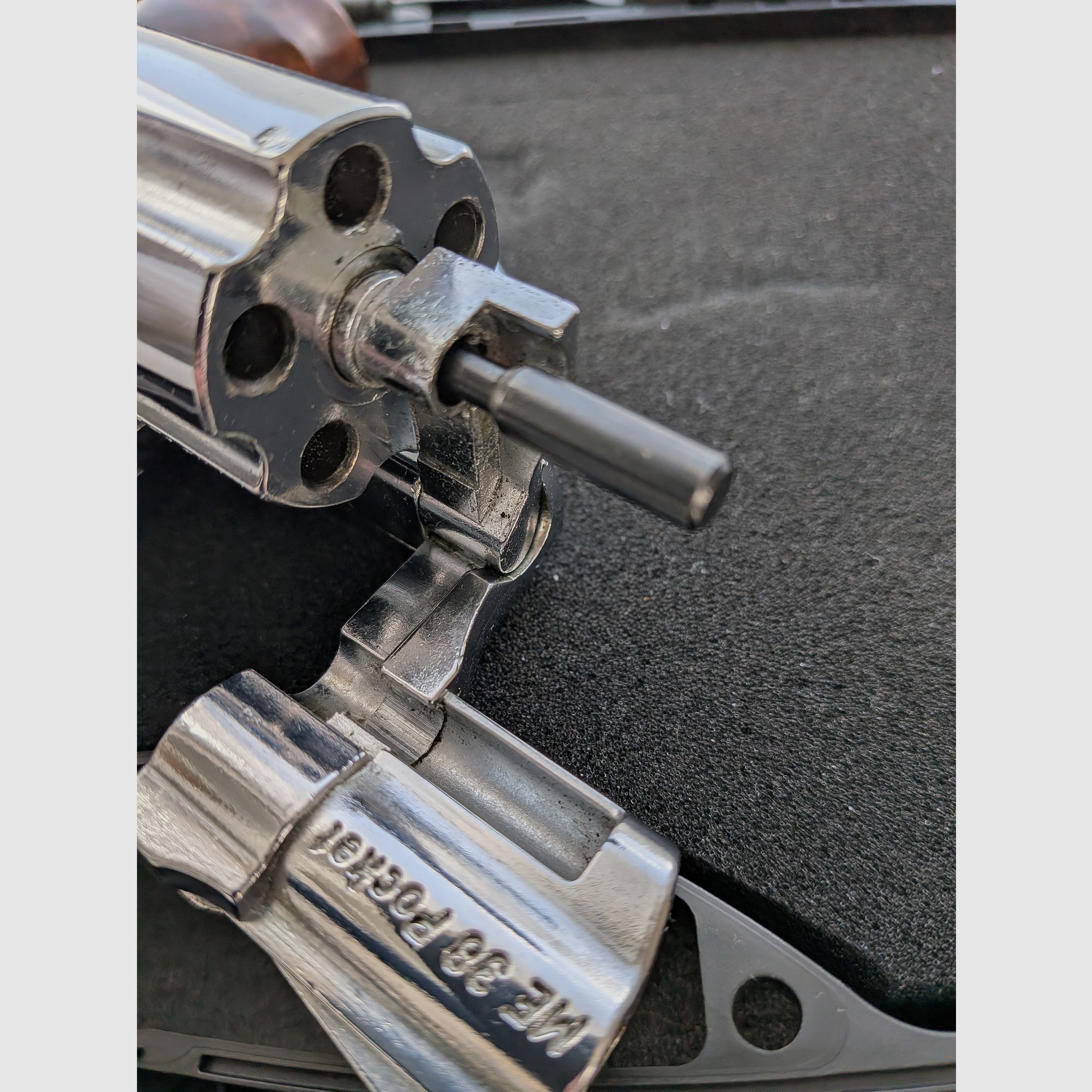 ME 38 Pocket Revolver – verchromt - PTB 631 - 9mm Knall - Holzgriff - SSW