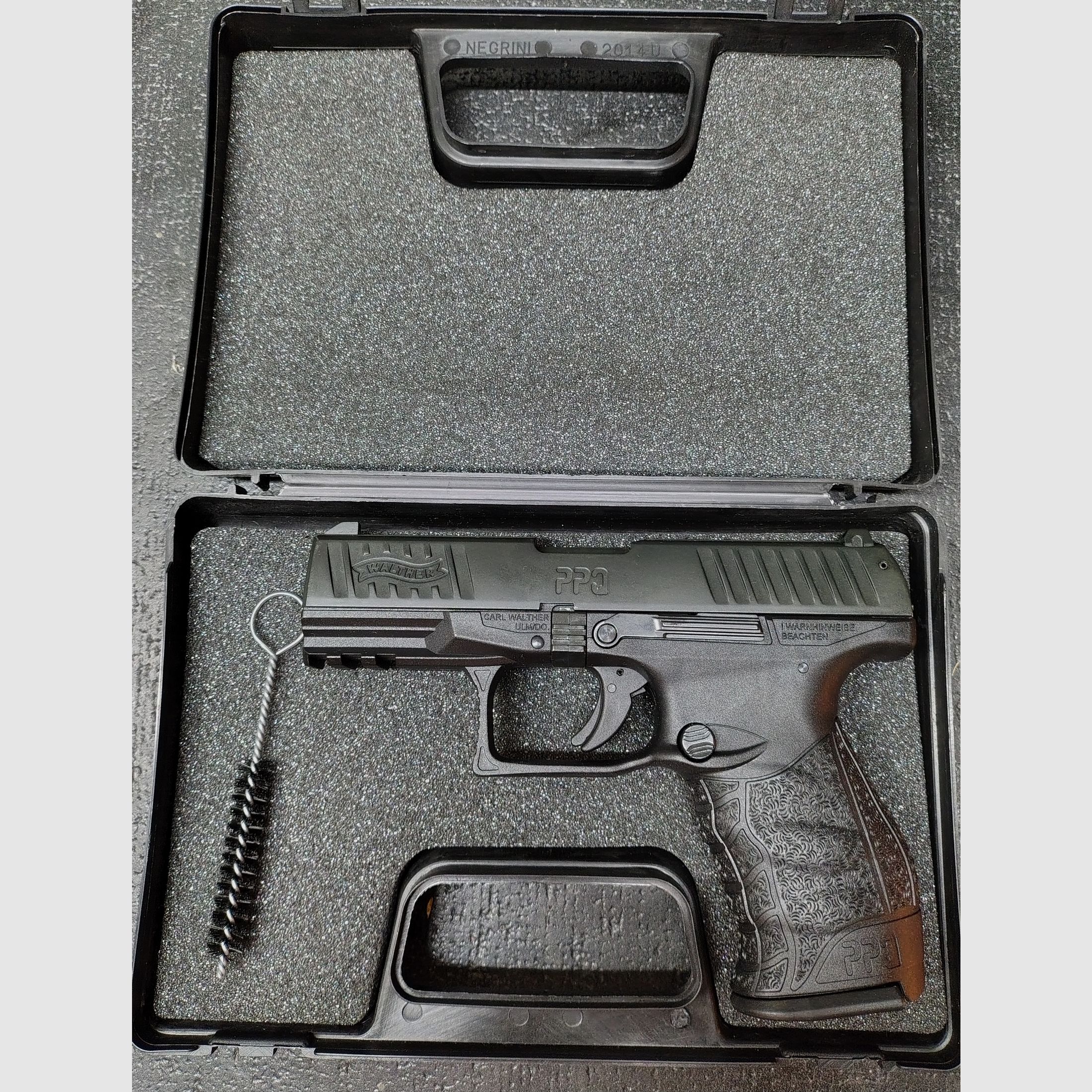 Walther PPQ M2 Black PAK/Schreckschuss
