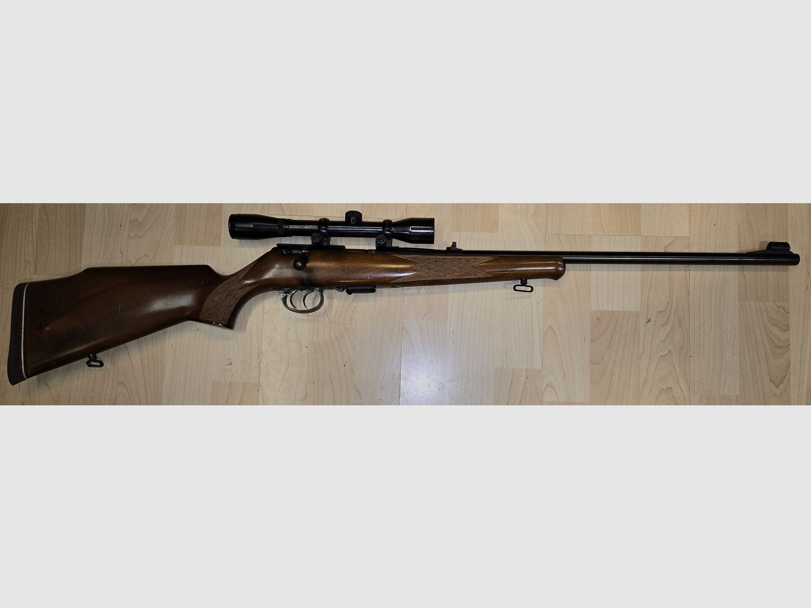 Anschütz 1700 Repetierbüchse .22WinMag mit Frankonia Sornet 4x30