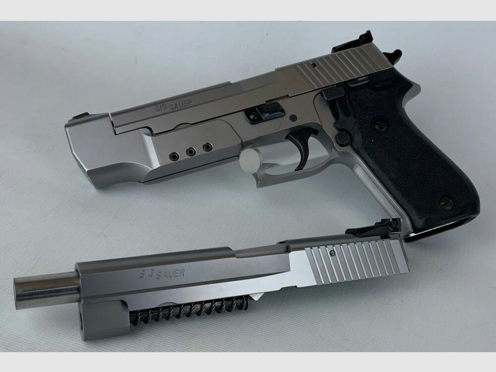 SIG Sauer P 220 S mit Wechselsystem nummerngleiches Set, Bild 2 von 2