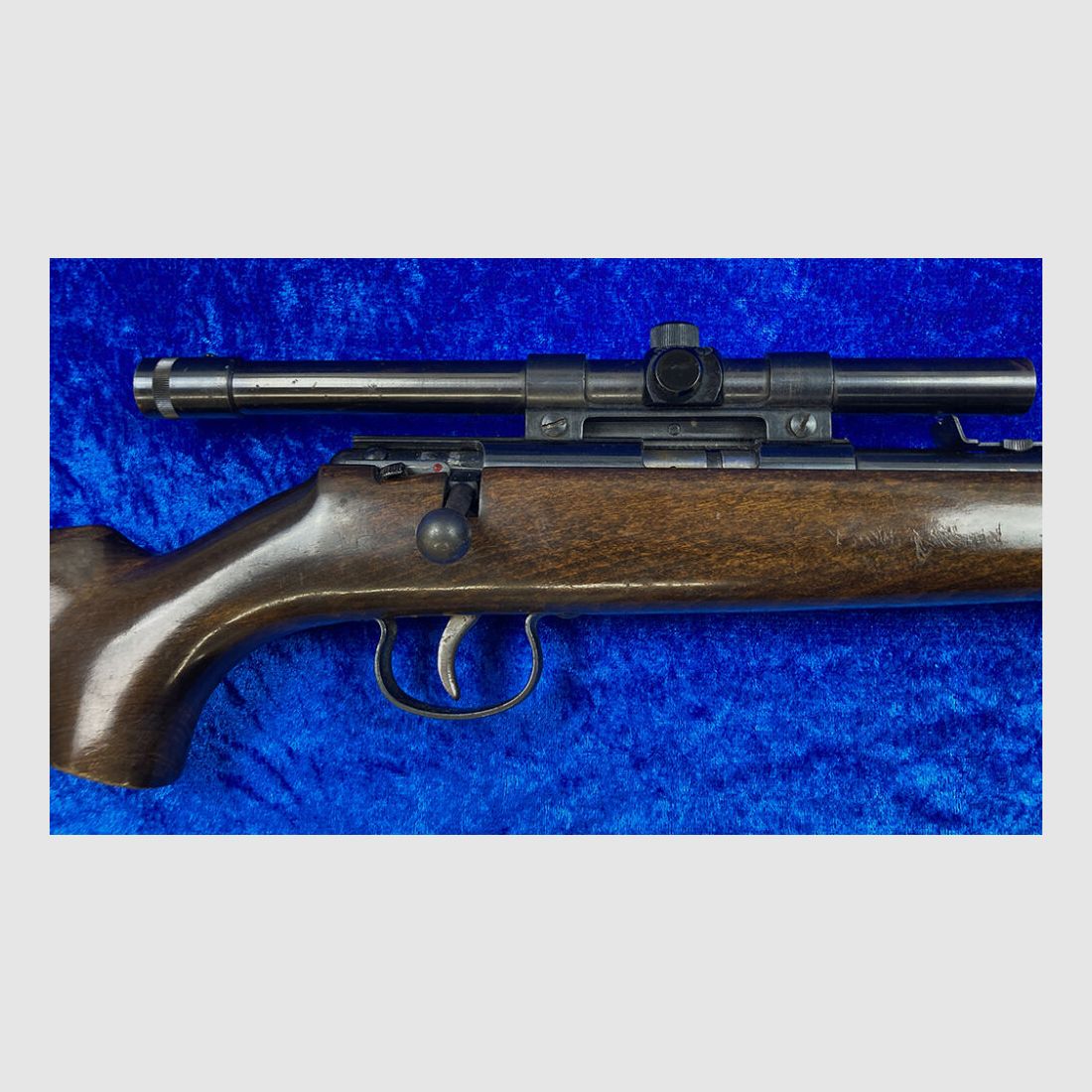 Anschütz single-shot rifle