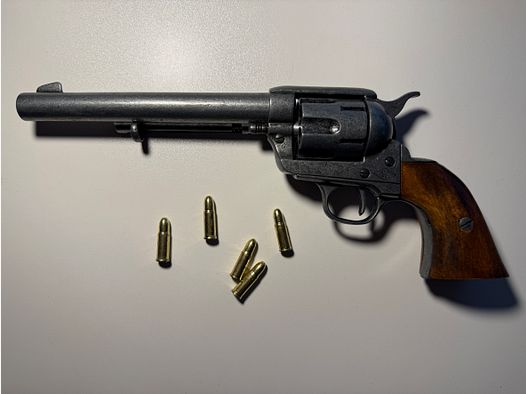 Decorative Revolver US Cavalry Colt Denix Colt .45 Peacemaker USA 1873, old gray