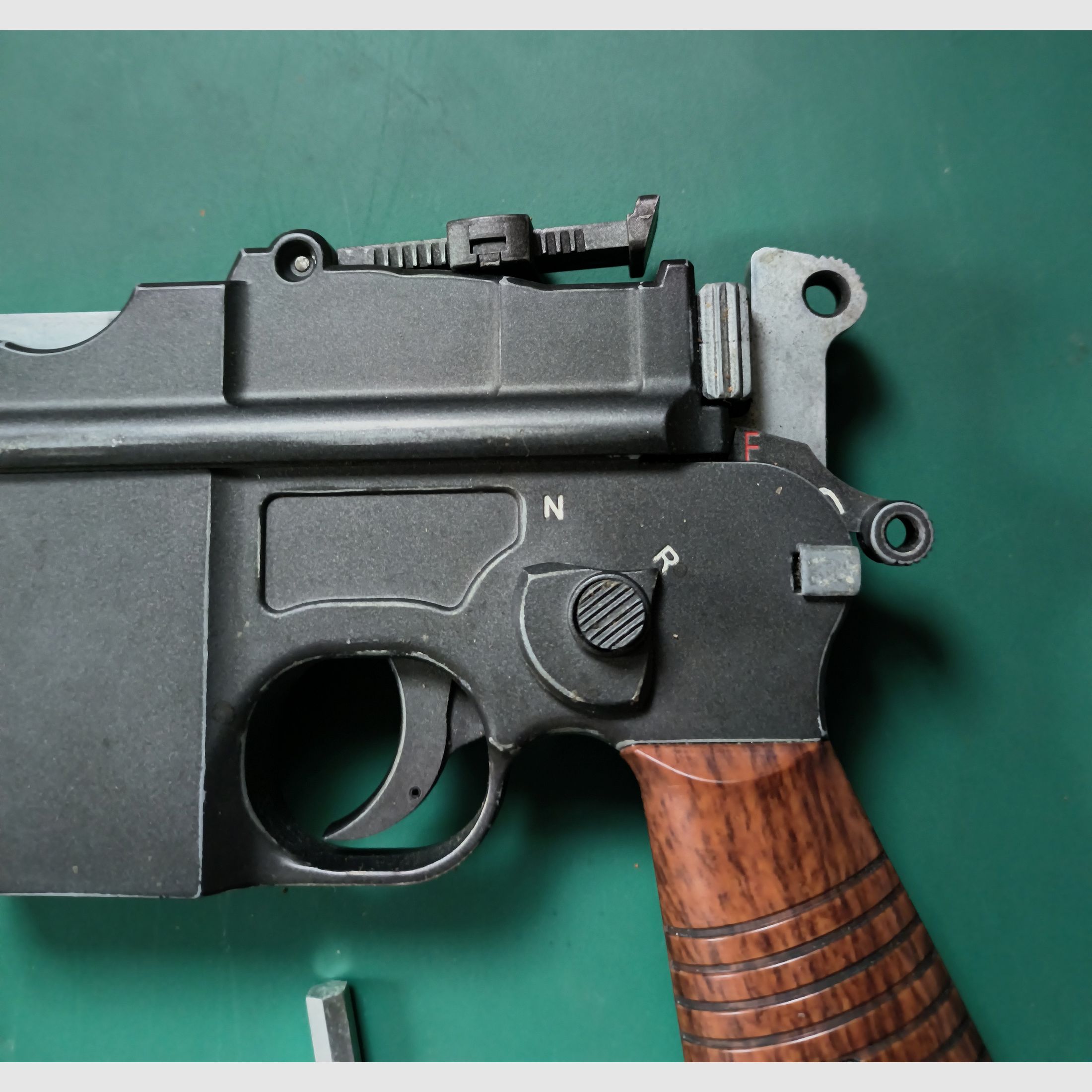 Umarex Legends "Mauser" C96 4,5mm Stahl BB CO2 Blowback Einzelstück 
