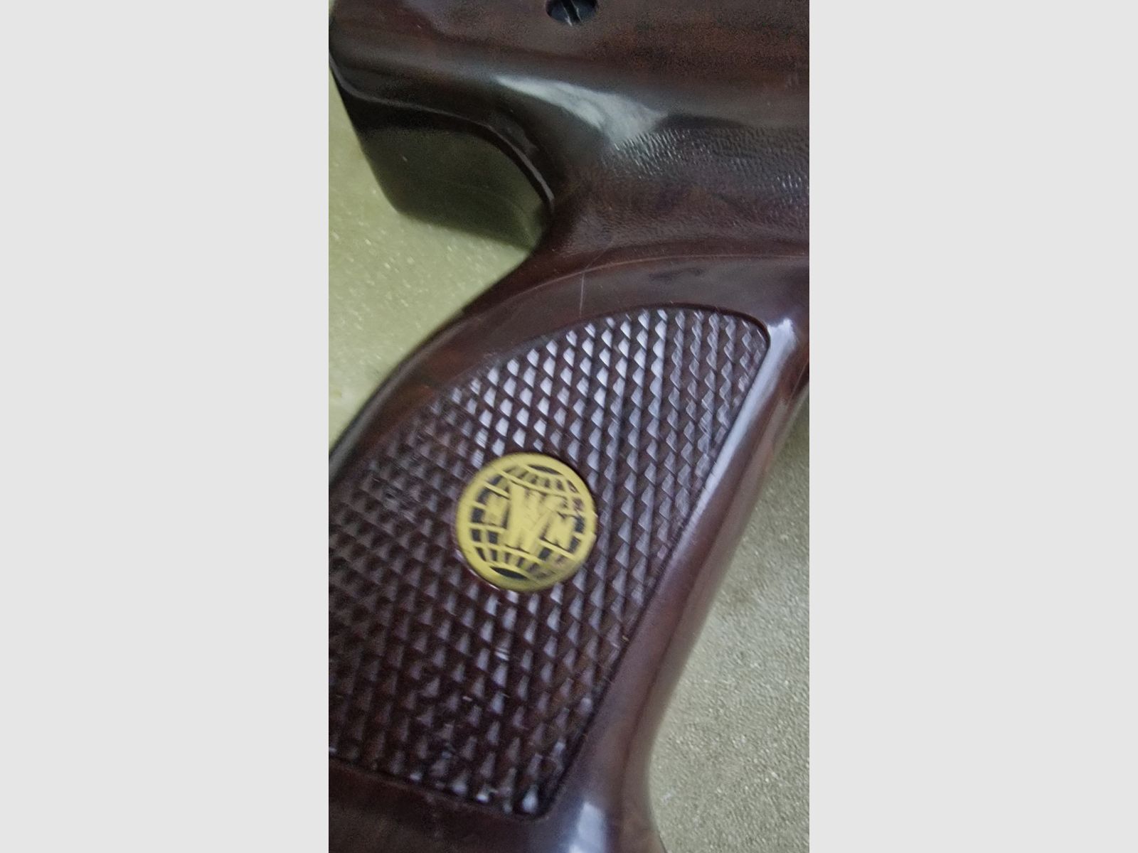 Hw70 alt F symbole appliqués ultérieurement par Weihrauch