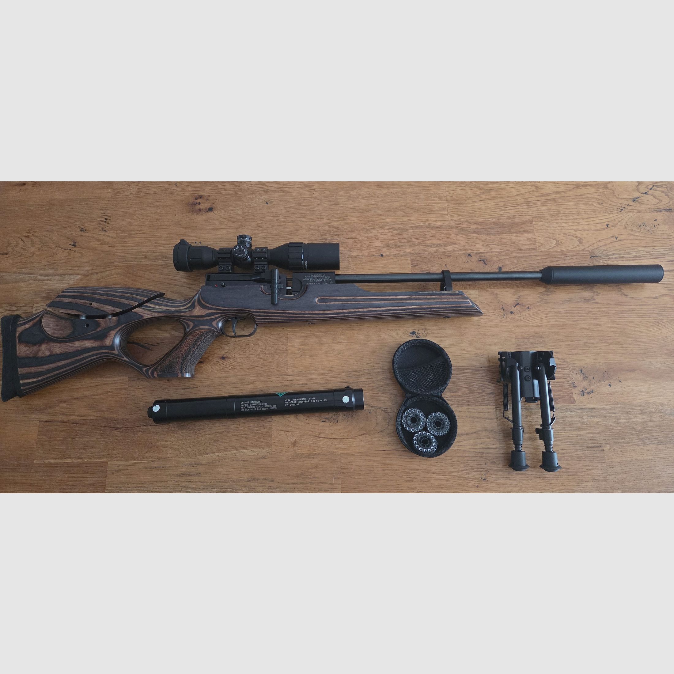 Wiatrówka Walther LW100 kal. 5,5 z lunetą i wieloma akcesoriami