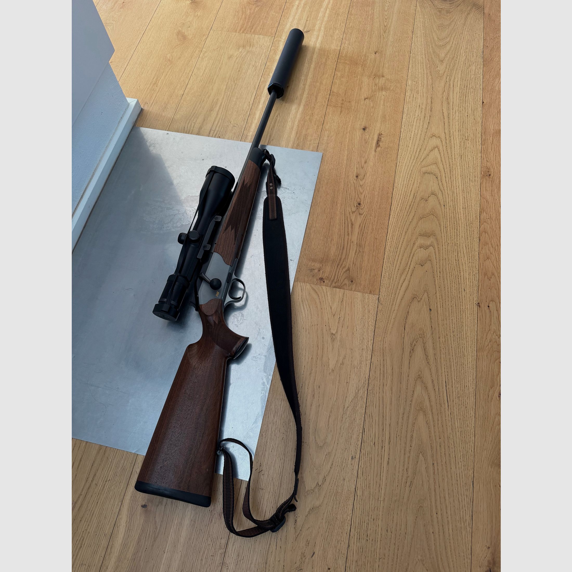 Blaser R8 Standard mit Schalldämpfer von A-Tec