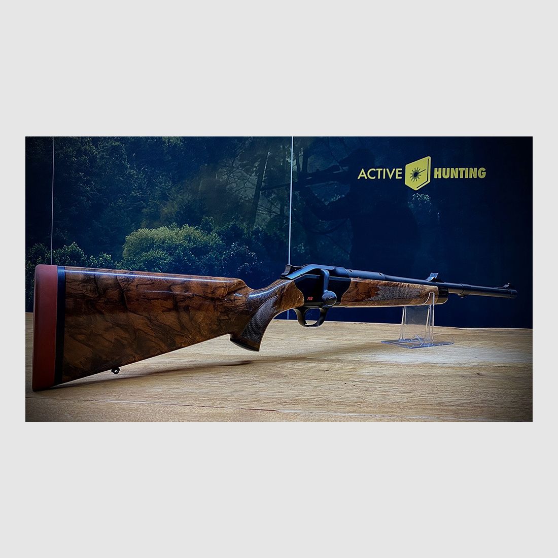 Blaser R8 Kilombero / HK 7 / Kal. .375 H. & H. Mag. / Offene Visierung / Kickstop / TRAUMWAFFE