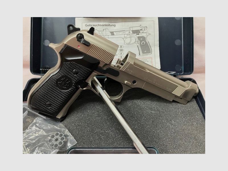 Pistola Co2 Umarex Modello Beretta 92 FS, calibro 4,5 mm