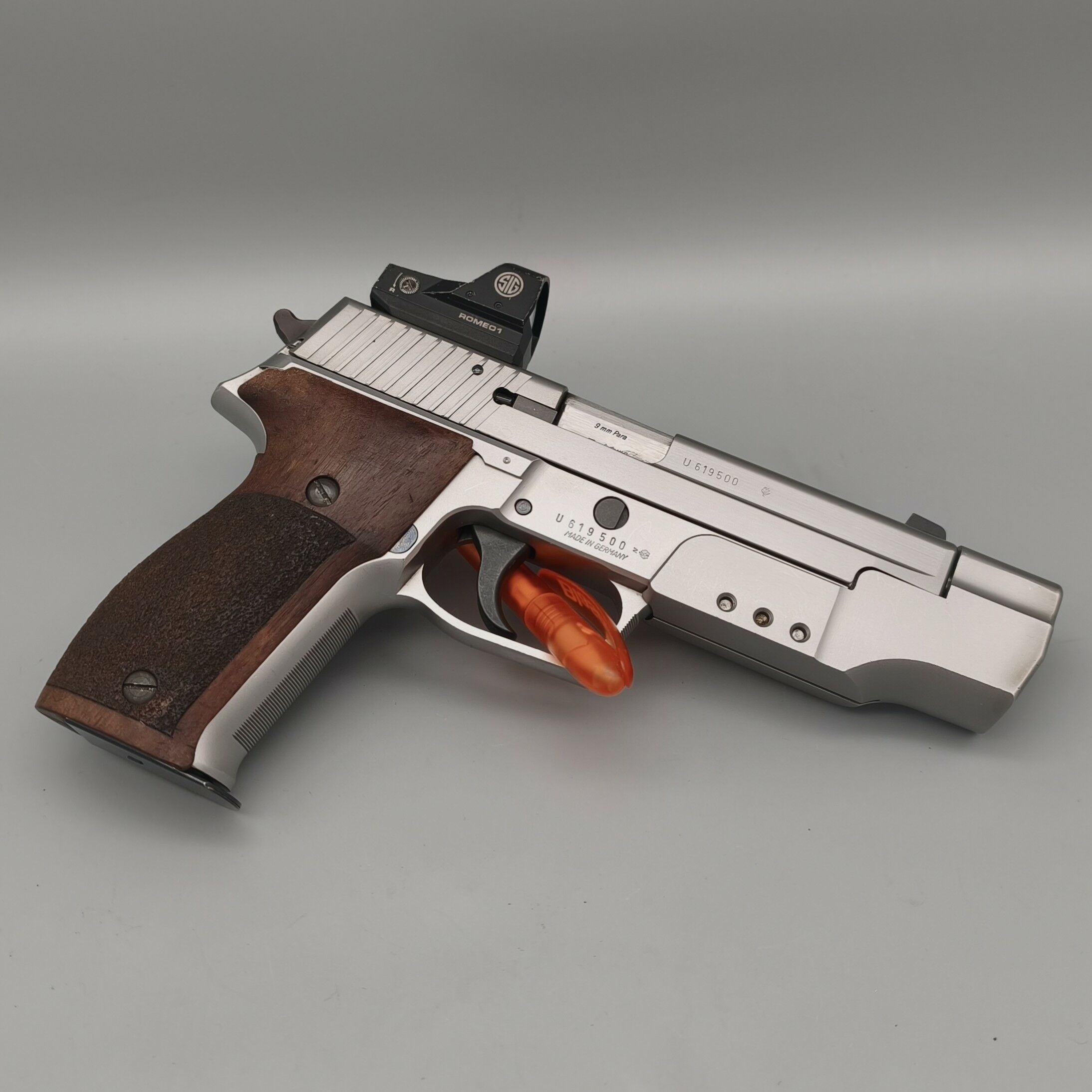 SIG Sauer P226S con Romeo 1 e mirino regolabile 9mmLuger