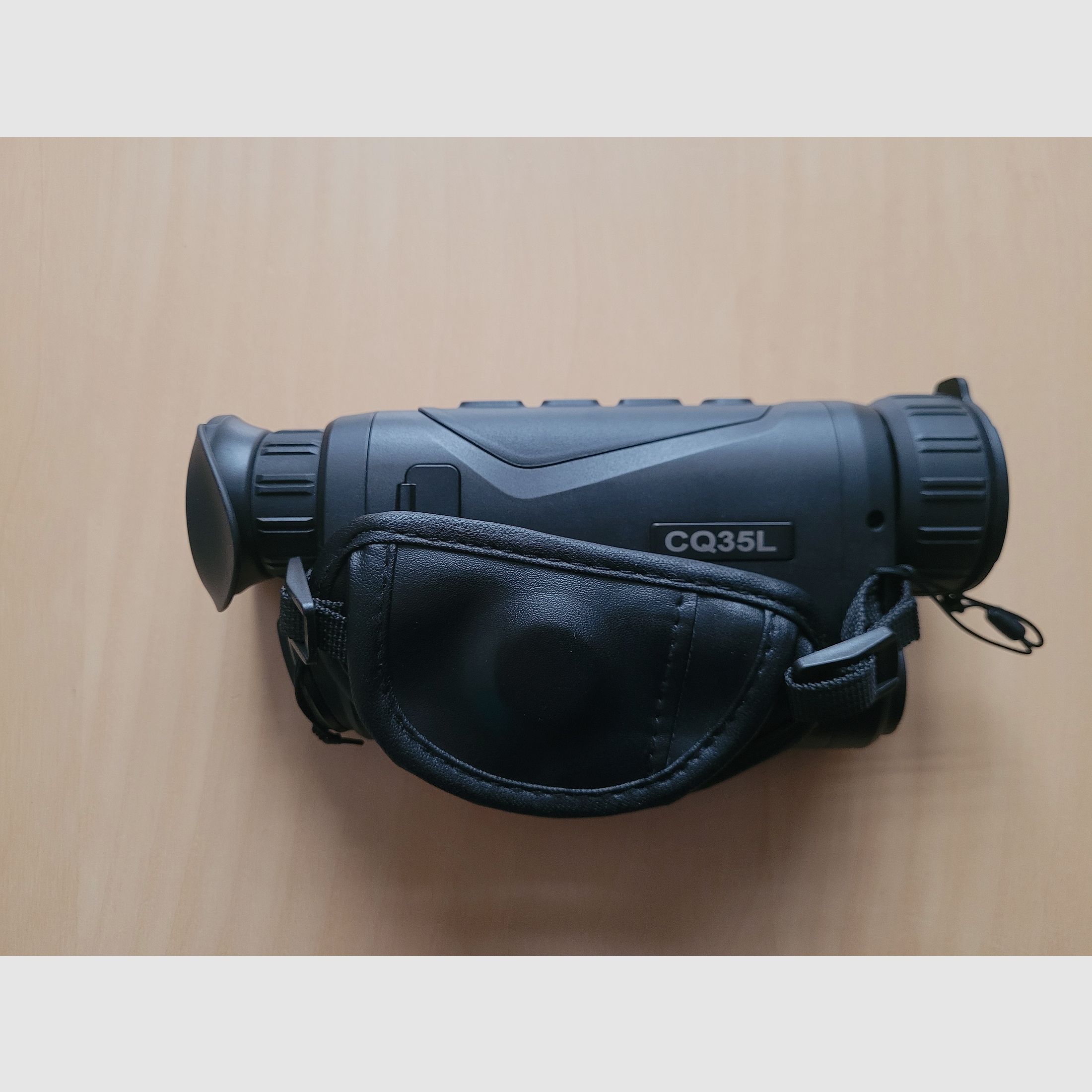 Hikmicro Condor CQ35L Wärmebildkamera – sehr guter Zustand – inkl. Laser-Entfernungsmesser