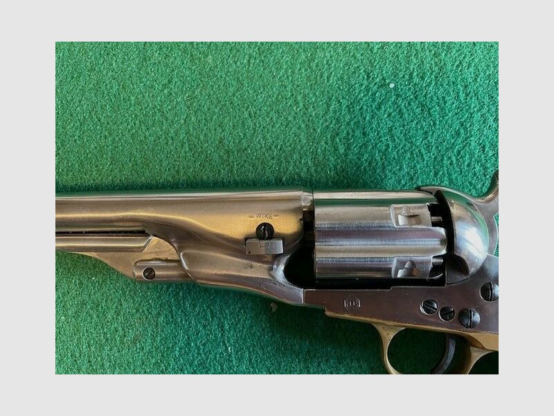 Front-loading revolver Wike