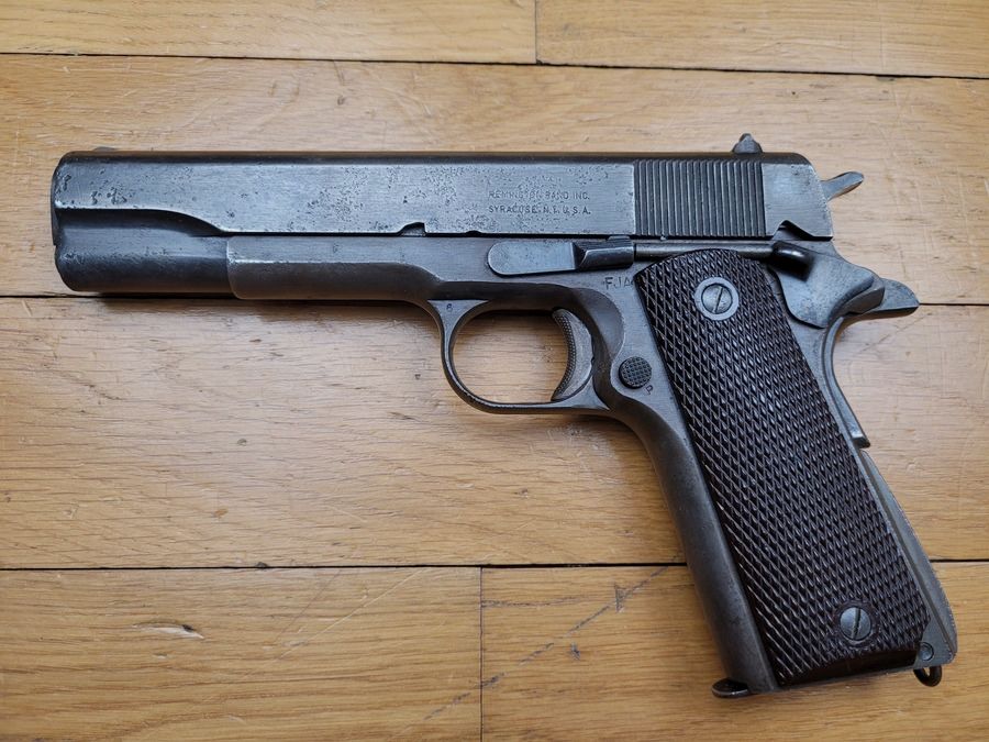 Zeer goede Colt 1911 A1 van het Amerikaanse leger – Tweede Wereldoorlog – Fabricage Remington uit 1943 – Met DE originele holster en DE gevechtsriem – Mechaniek en loop in perfecte staat – TBE-, afbeelding 10 van 19