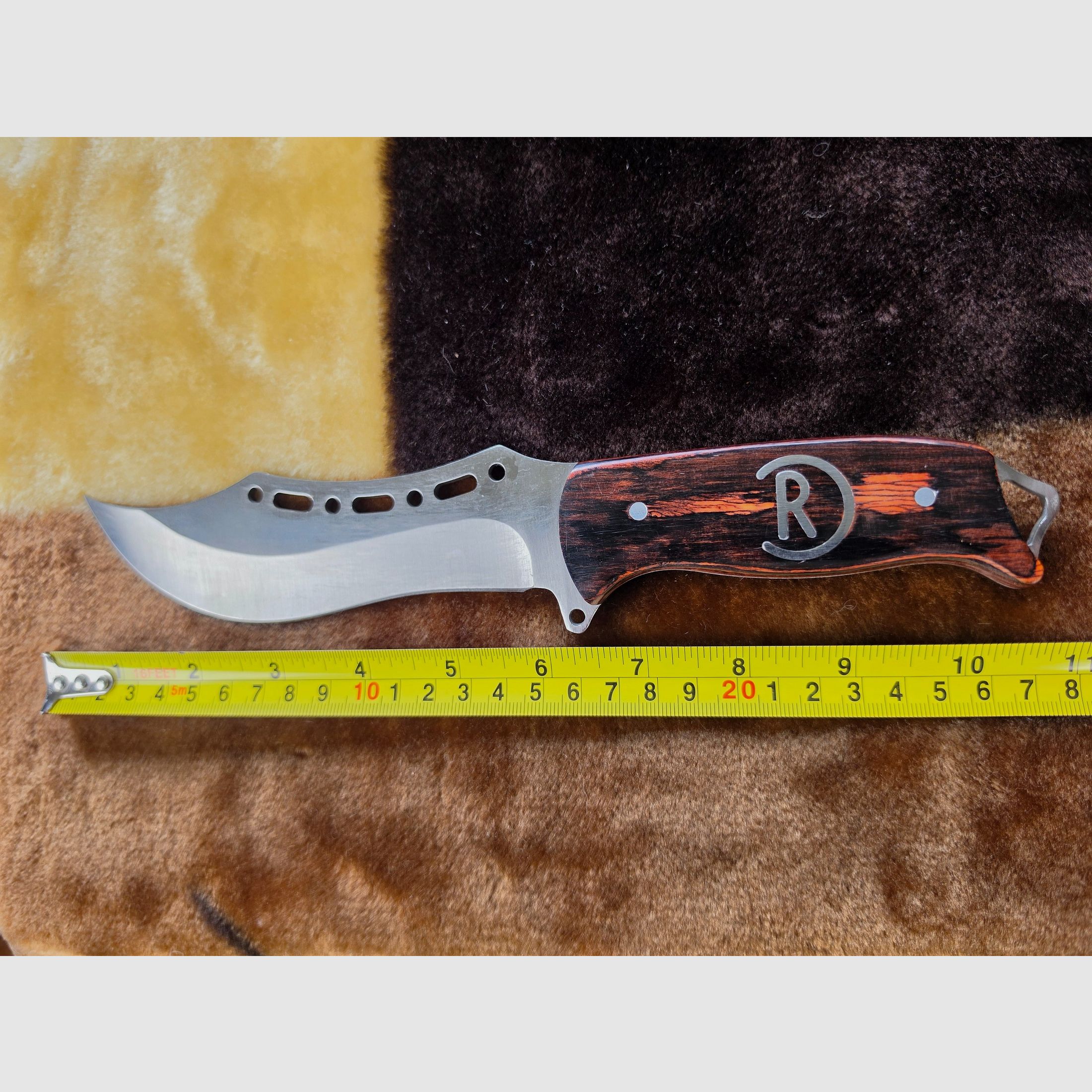 Massives Outdoor-, Jagd- & Skinningmesser mit Holzgriff und Schwungvoller Klinge – Edler & Robuster Begleiter für Bushcraft & Jagd, Bild 3 von 4