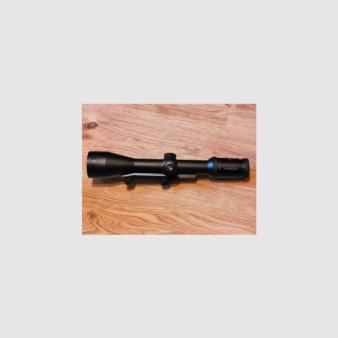 Kahles Helia CSX 2,5-10x50, Absehen 4 mit Leuchtpunkt und Blaser Sattelmontoge