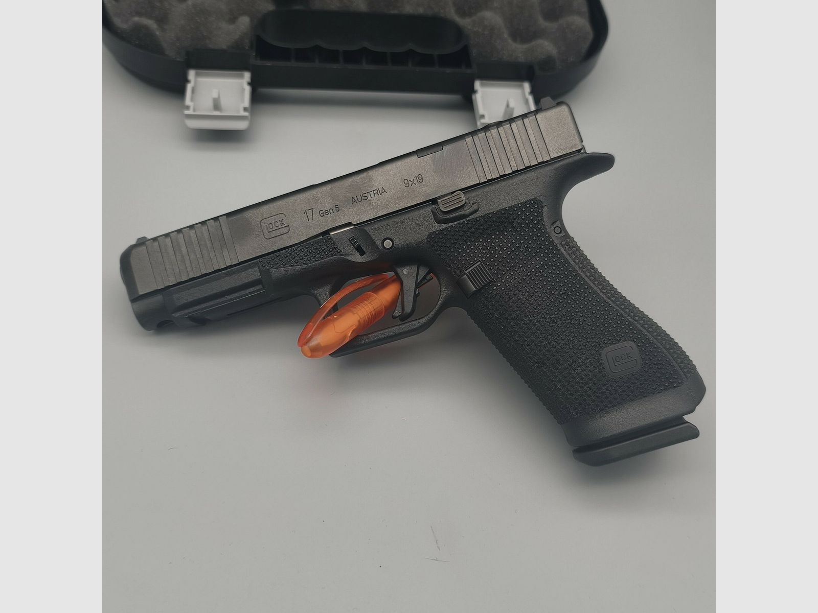 Glock G17 Gen6 FS OR Neu 9mmLuger