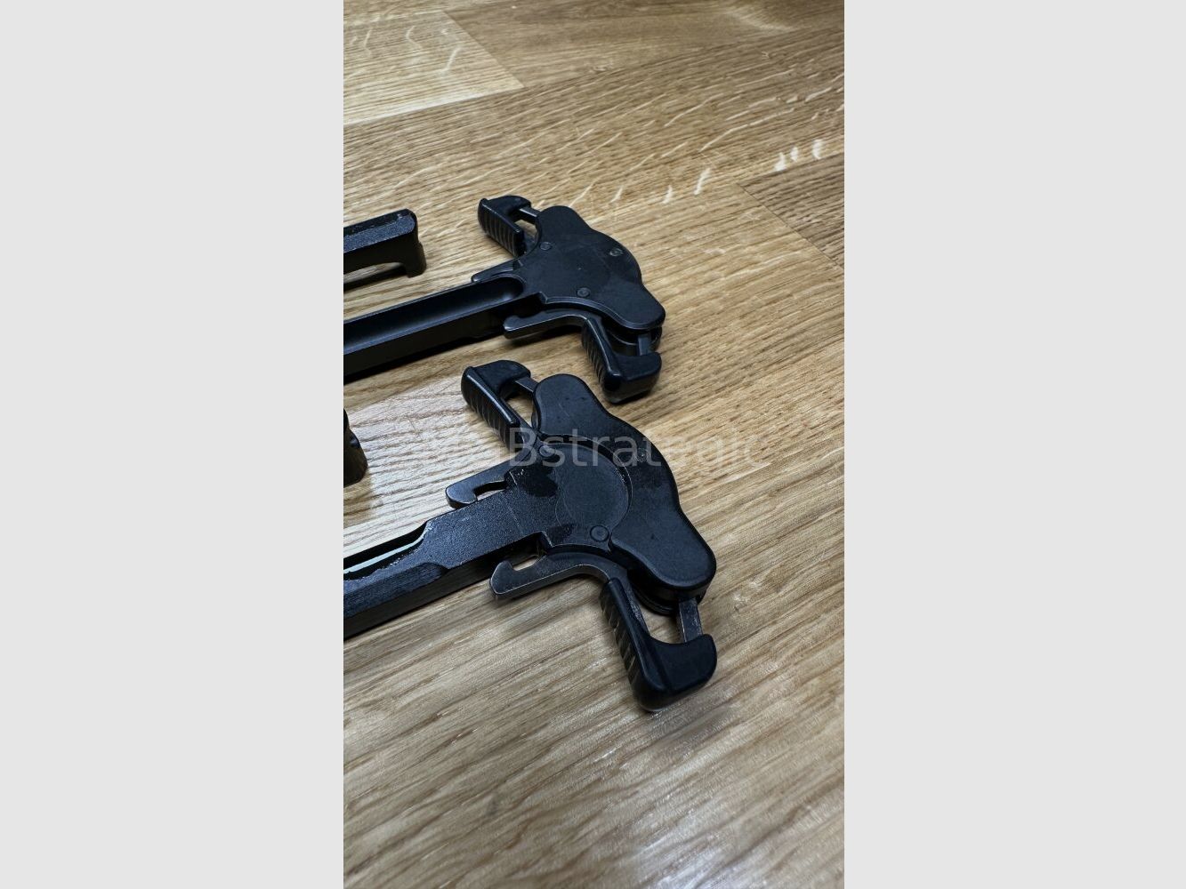 Original Heckler & Koch G95K Ladehebel / Charging Handle, beidseitig / ambi auch passend für MR223 H&K 416 oder auch Waffen Typ AR15
