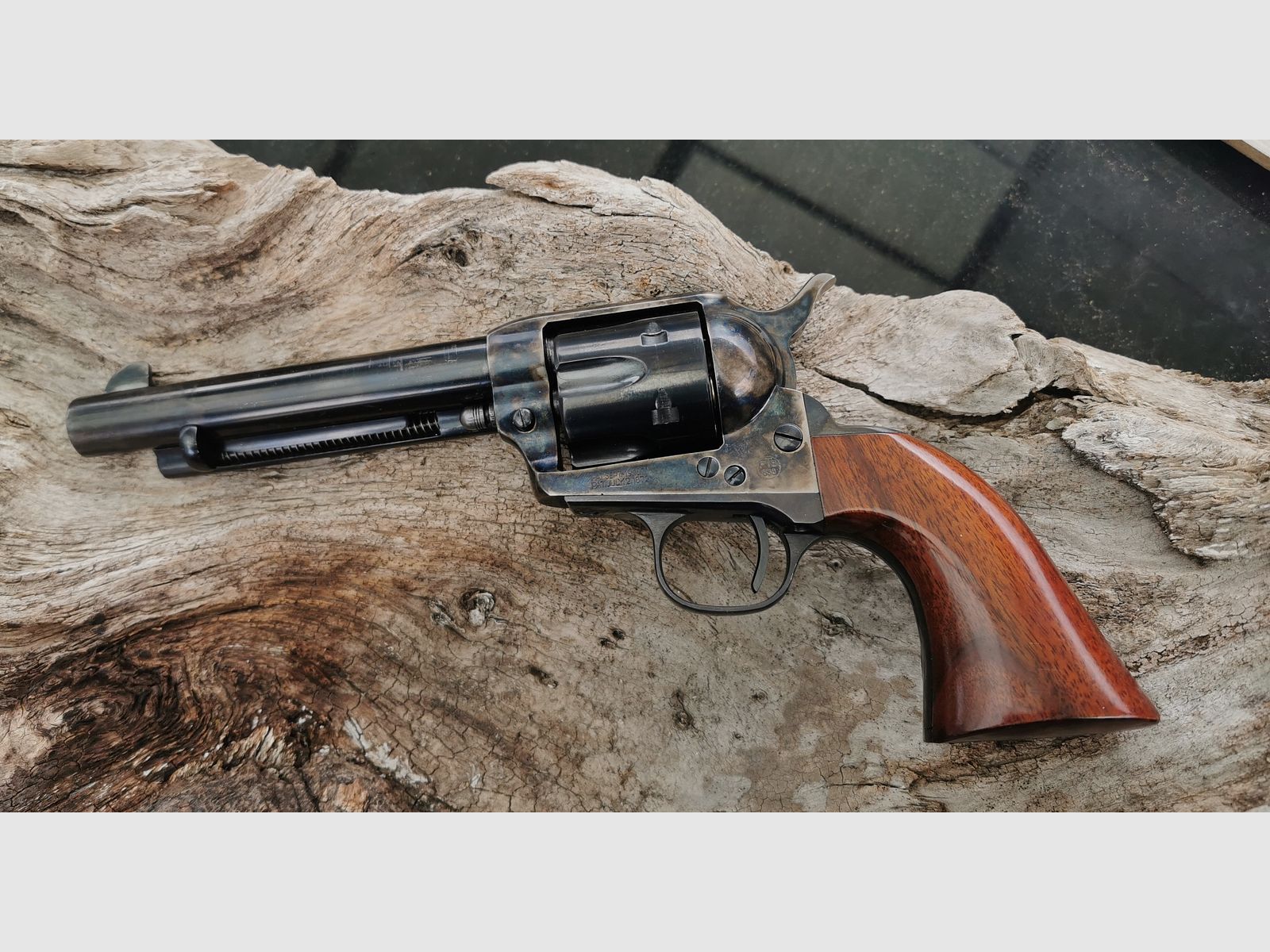 Colt SAA Mod 1873 Pat: 1871-1872 PTB 838 cal. 9 mm R. Knall/Platz Hege Uberti Single Action Army Stahl