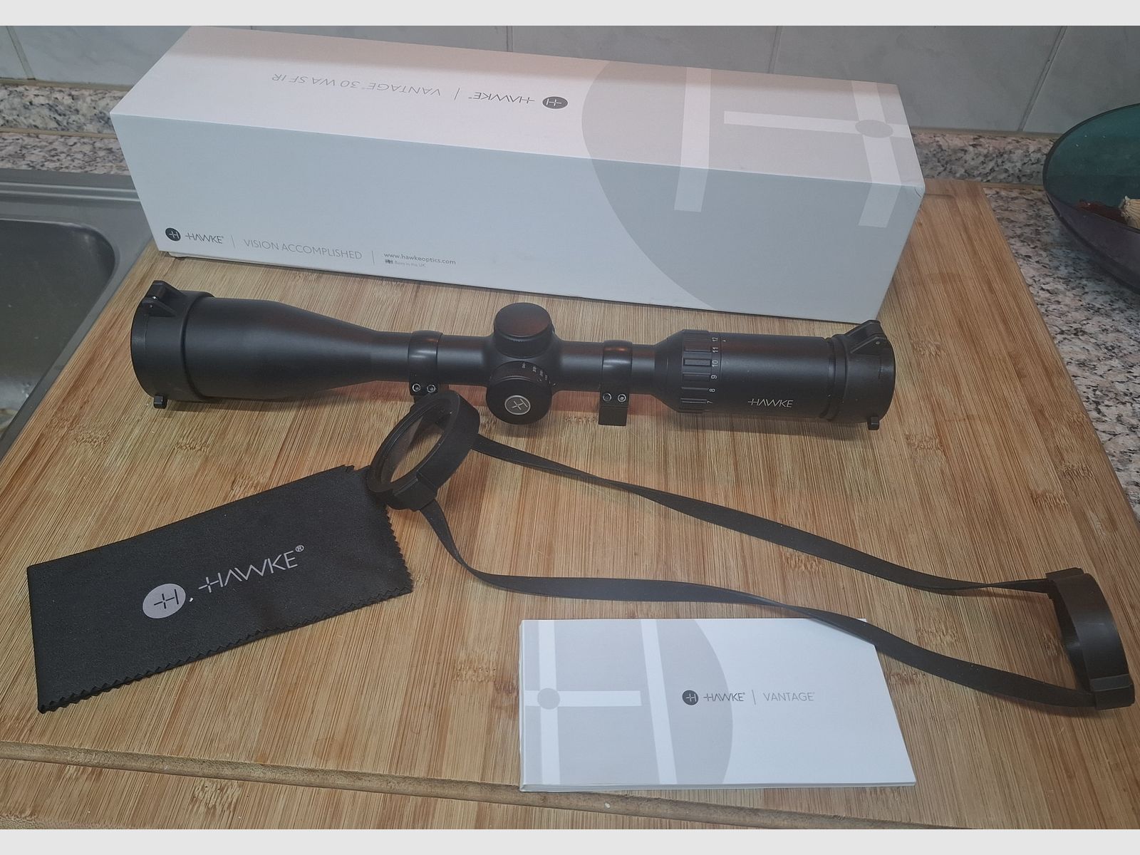 Hawke Zielfernrohr VANTAGE SF 3-12x44 Half MIL DOT SFP