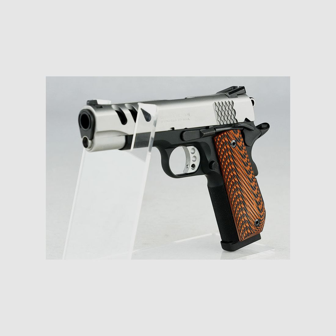Smith & Wesson PC Custom SW 1911