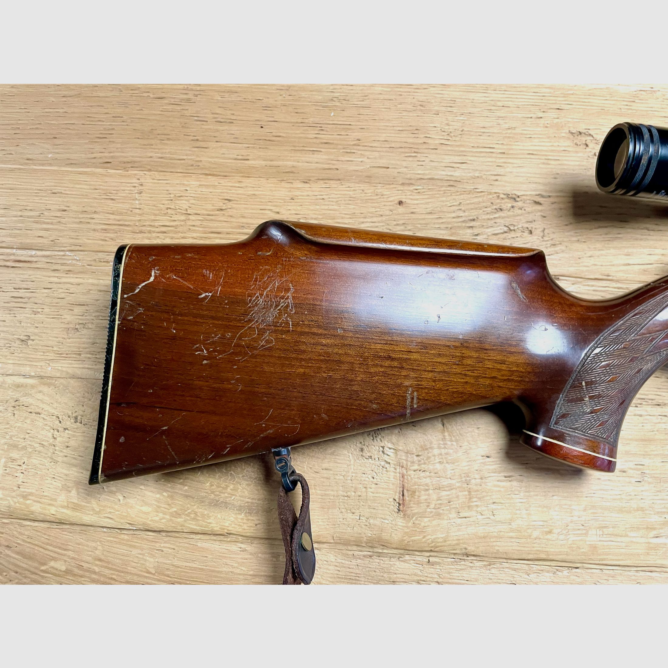 Repetierbüchse Anschütz Mod. 1422 mit Dt. Stecher inkl. ZF Tasco 4-12x56 und Schalldämpfer