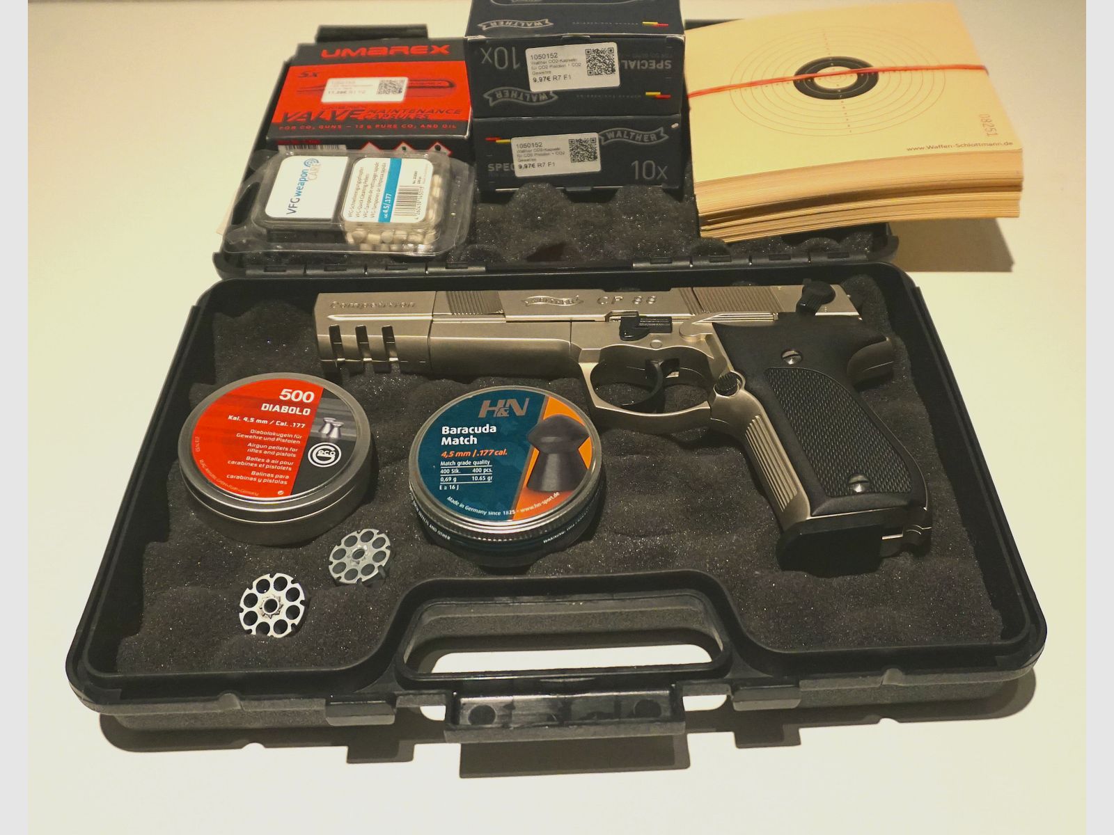 Walther CP88 Competition vernickelt von Umarex inkl. CO2 Patronen, Diabolos und Reinigungszubehör