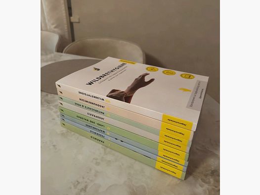 Jägerschmiede Lernbücher