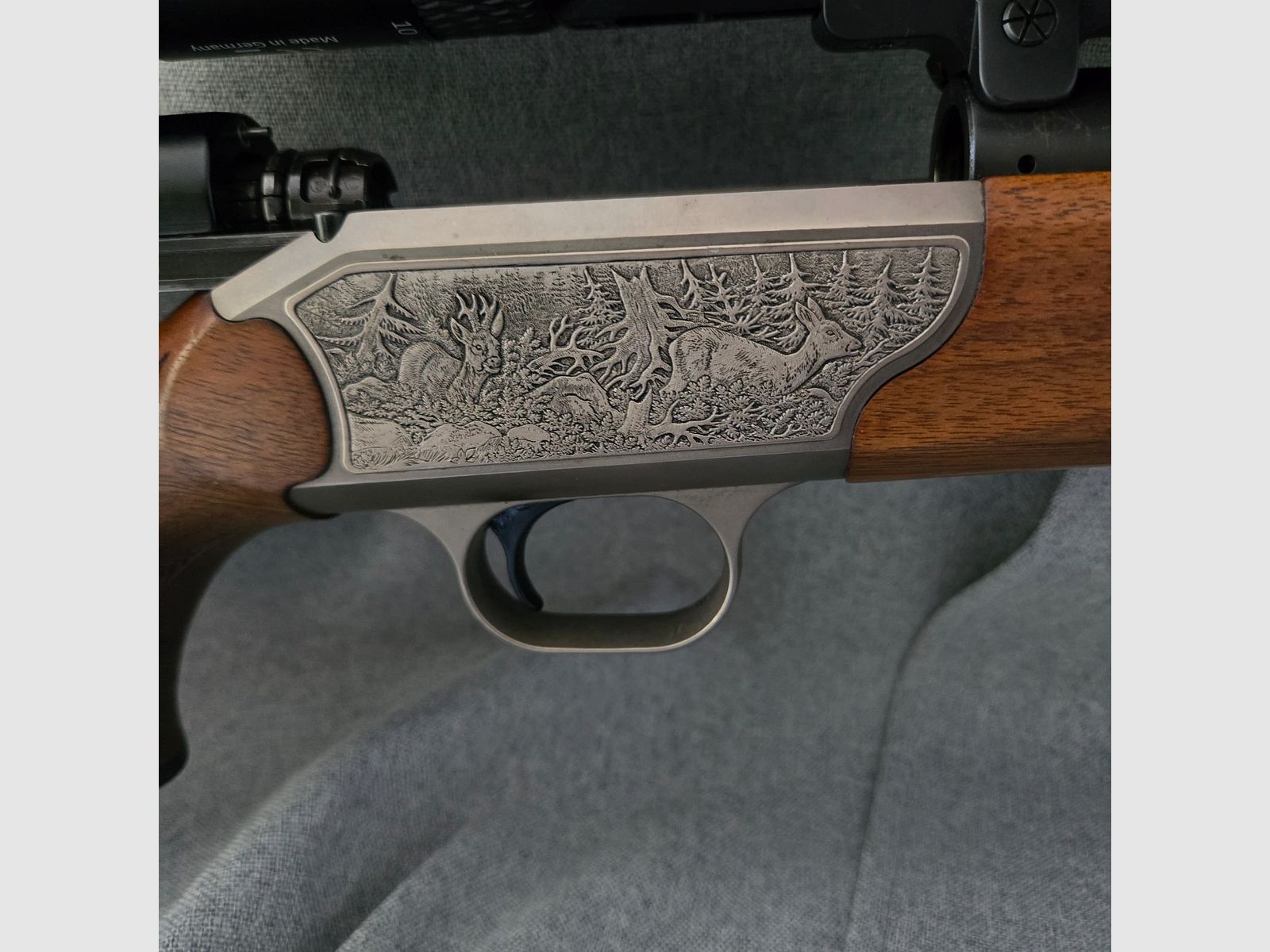 Blaser R93 als Gesamtpaket mit Schalldämpfer und Ziehlfernrohr von Zeiss