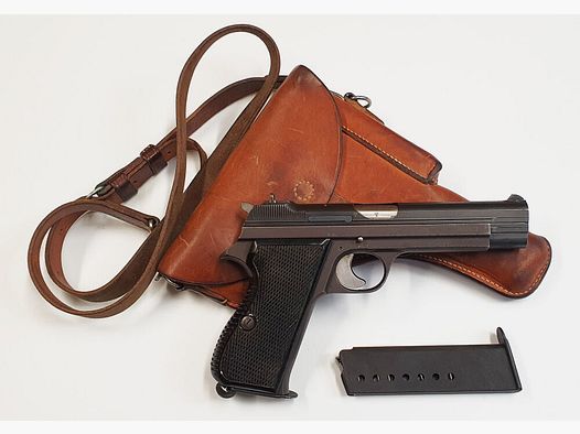 SIG Pistole SIG P210-2 im Kaliber 9mm Luger (9x19) Inkl. Holster und Reservemagazin,MADE IN SWITZERLAND