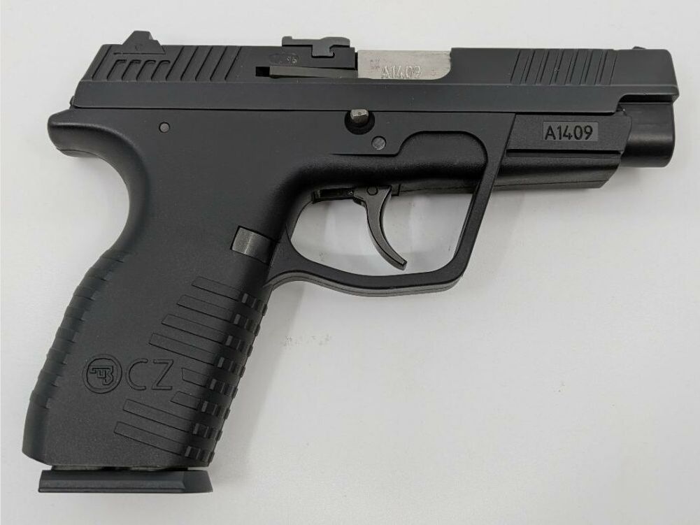 CZ CZ100, image 5 of 7