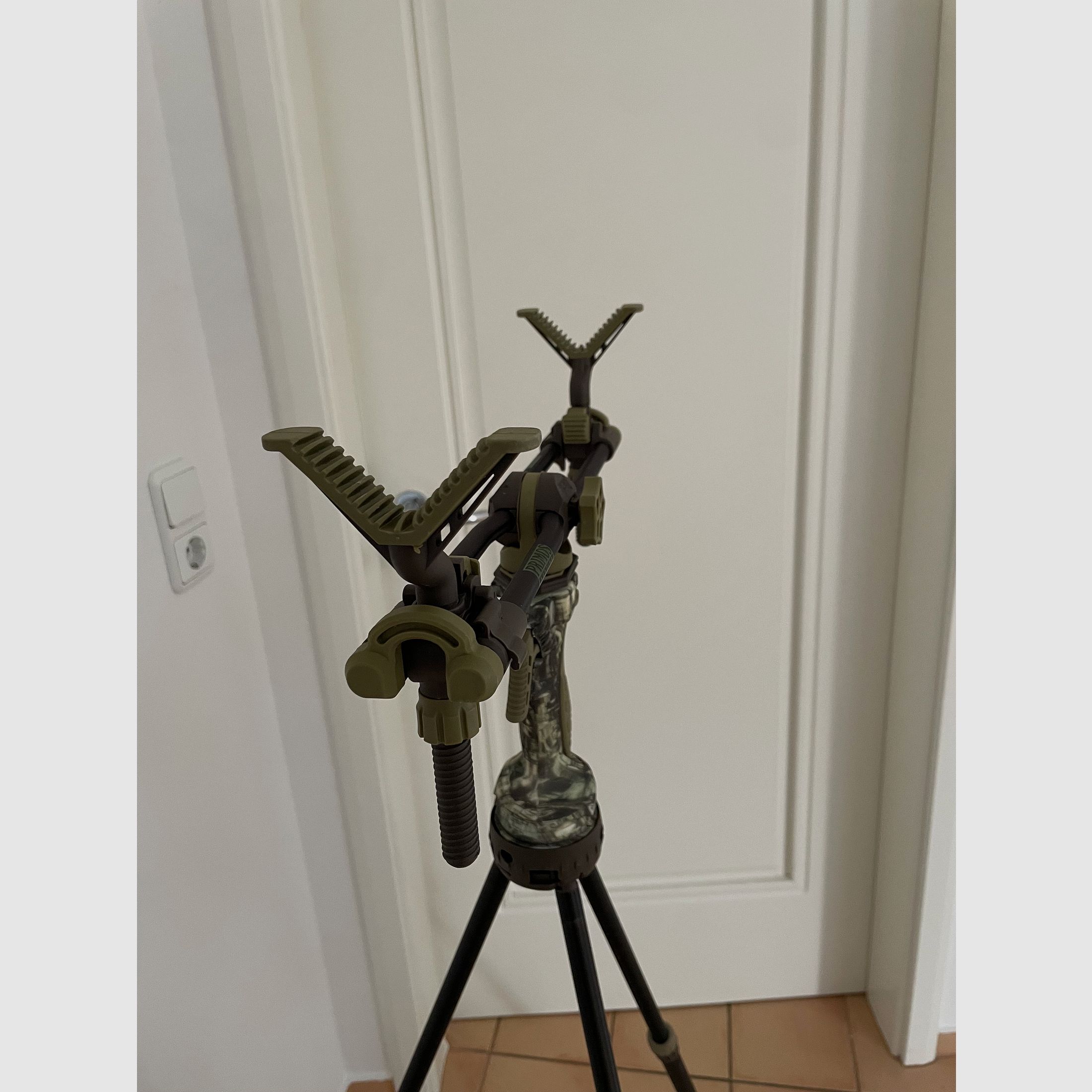 Primos Zielstock Gen 3 Tripod incluido soporte para rifle de 2 puntos