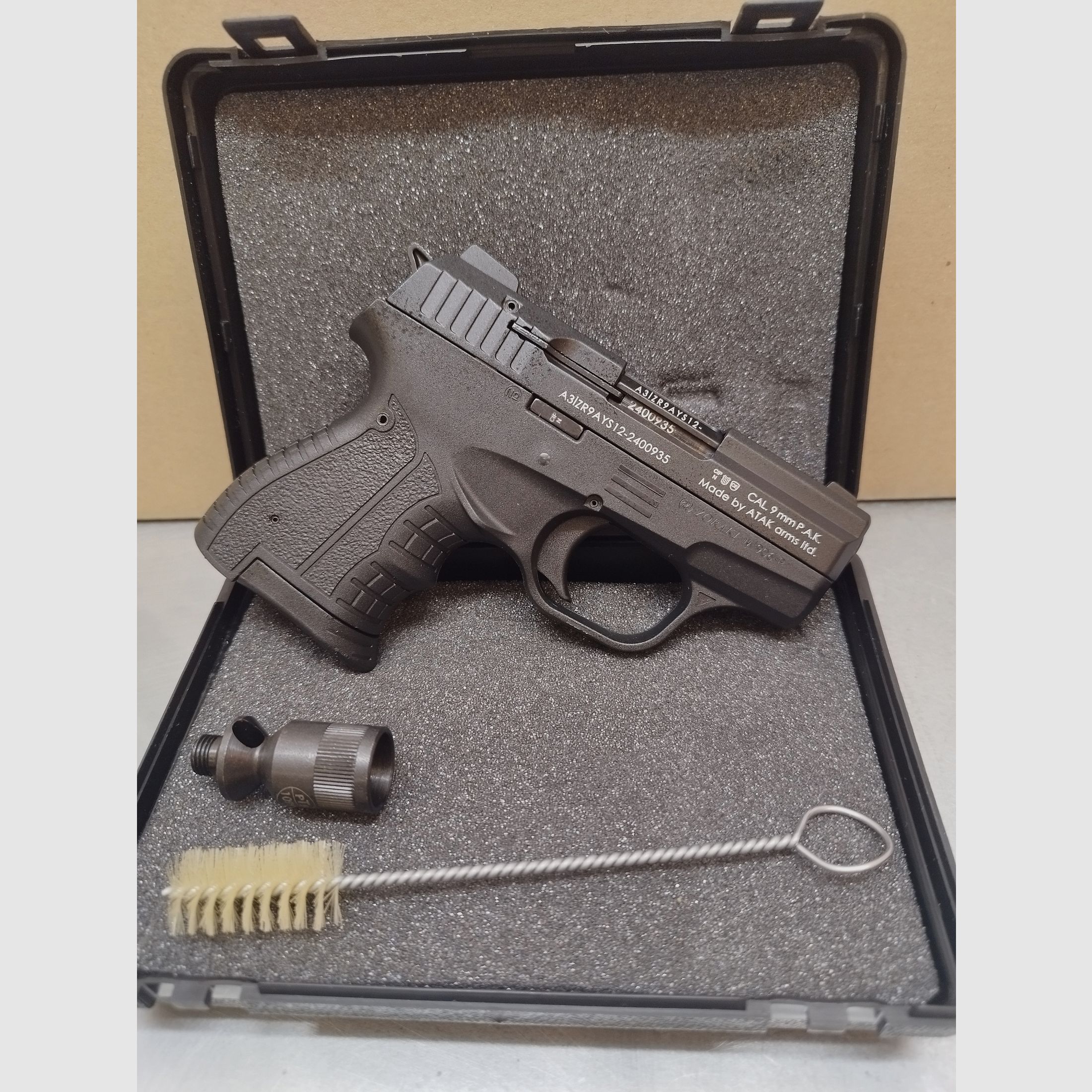 Zoraki 906 pistola a salve 9mm PAK nera !!Nuovo!!