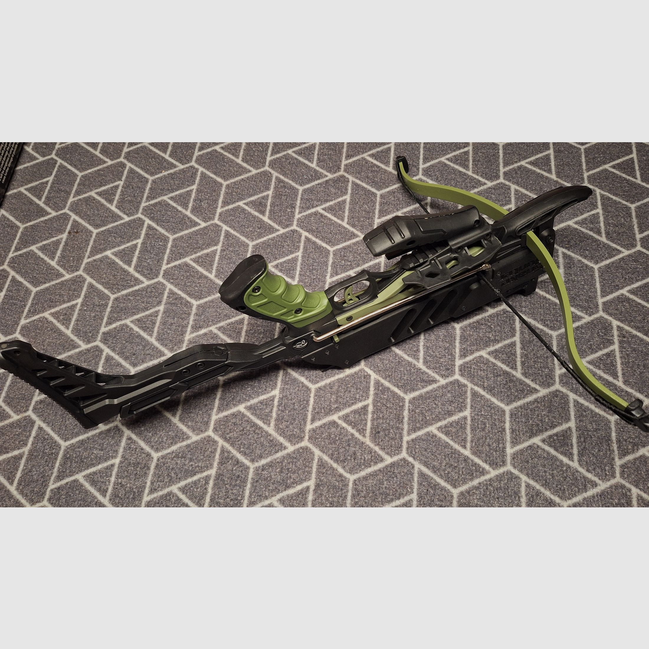 Pistolen-Armbrust "Snake Hunter" 7Schuß Magazin/Red Dot/Tasche-NEU!