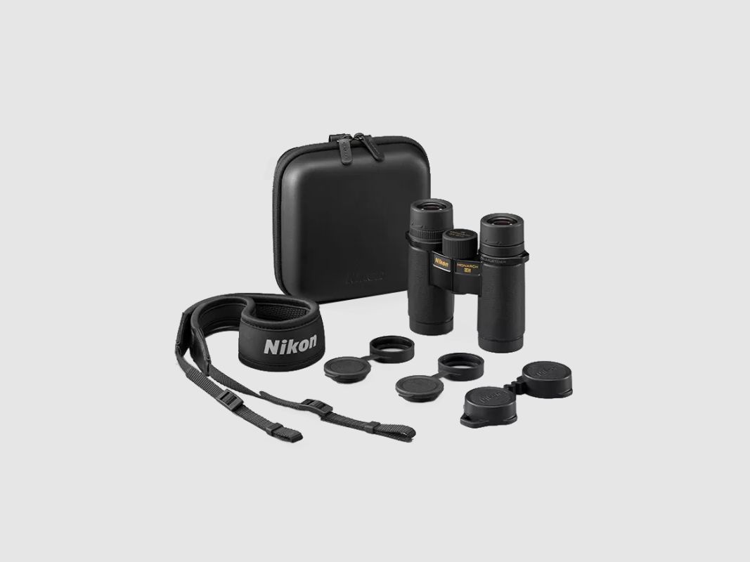 Nikon Monarch HG 8X30 binoculars, image 8 of 17