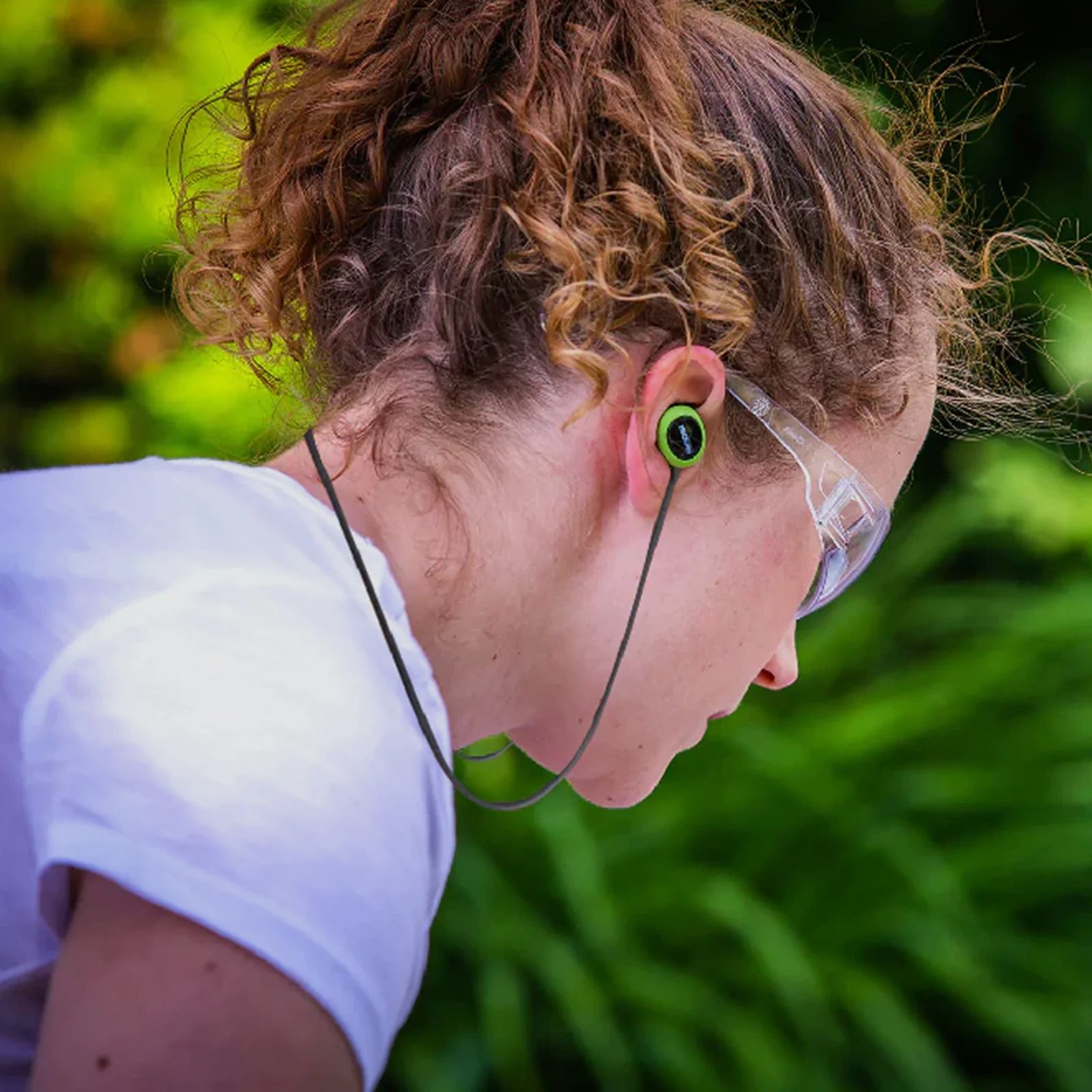 Safety cord for ISOtunes Caliber hearing protection