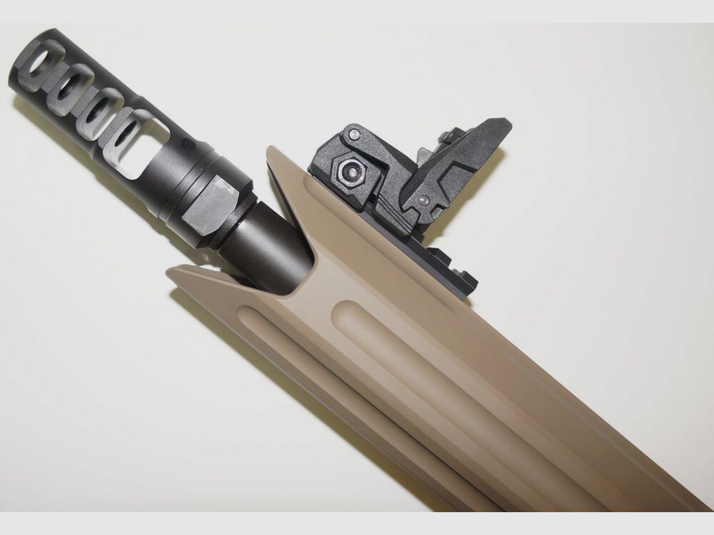 GWMH Selbstladebüchse GWMH SPC-SPORTER A4 10" (SWISS PISTOL CARBINE) FDE Kal.9x19 AR15 Glock Magazin