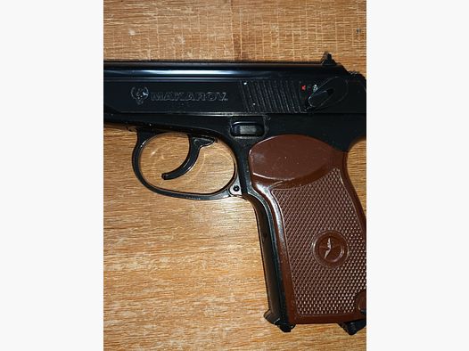 CO2 Pistole Umarex Legends Makarov Kaliber 4,5 mm BB  + Zubehör und Munition