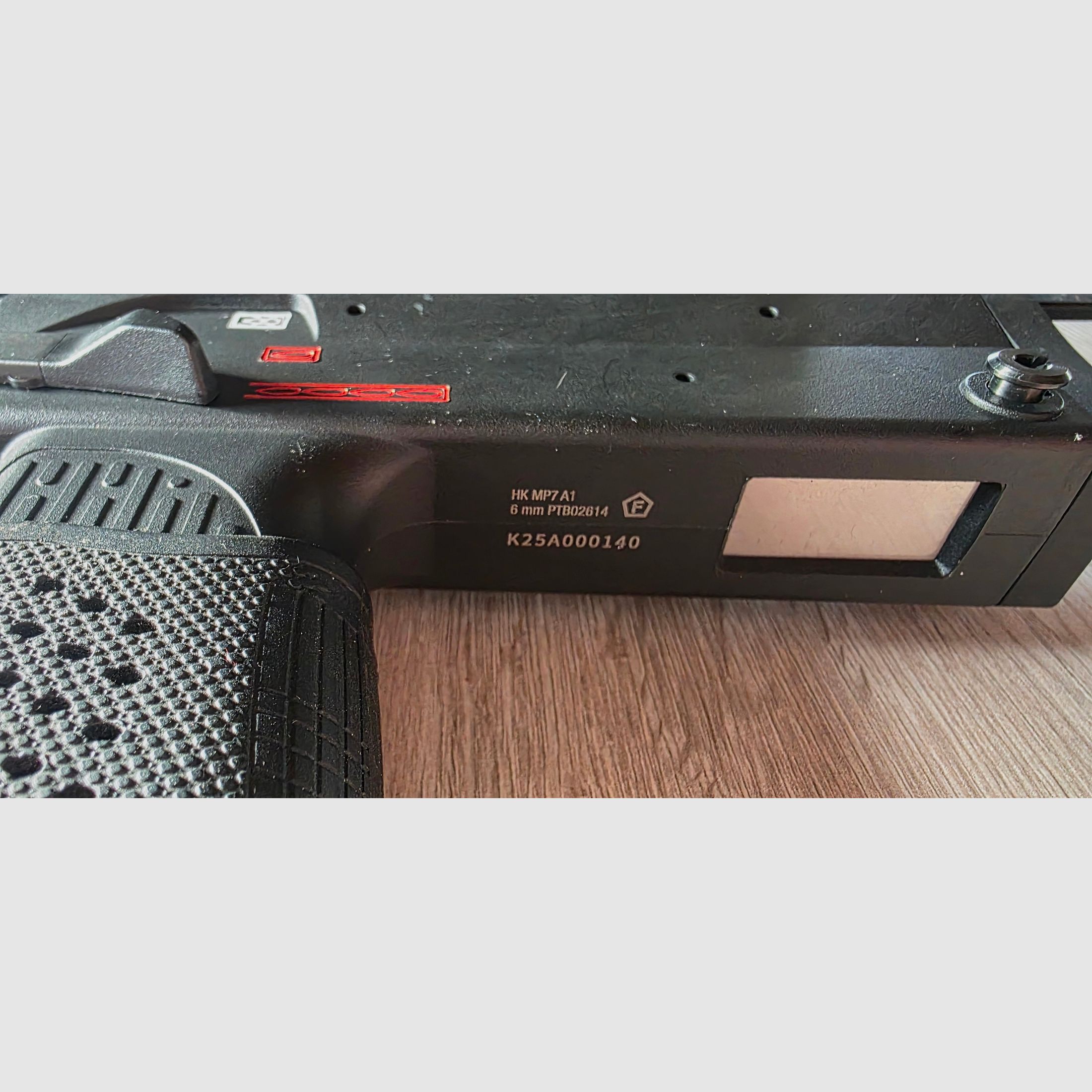 VFC MP7A1 V2 Gbb/Hpa mit Airtac Adapter und Clutch Precision Backplate