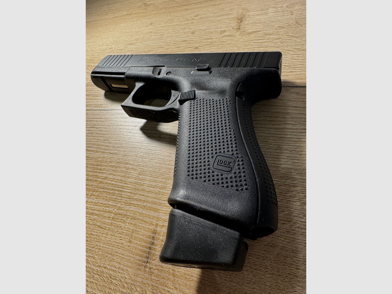 Glock 17