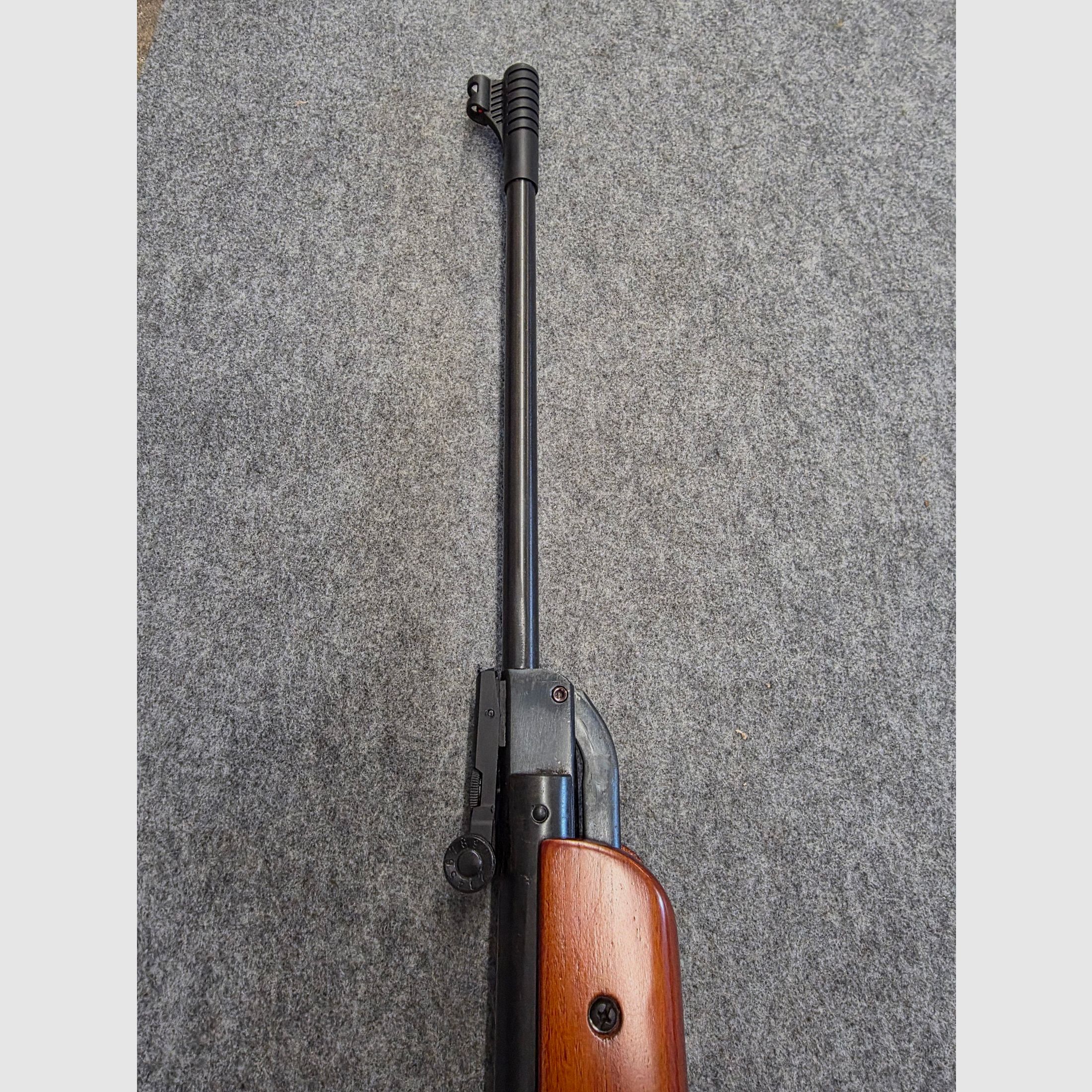 WMN Mod. B1-4 Knicker carabine à air calibre 4,5mm Diabolo