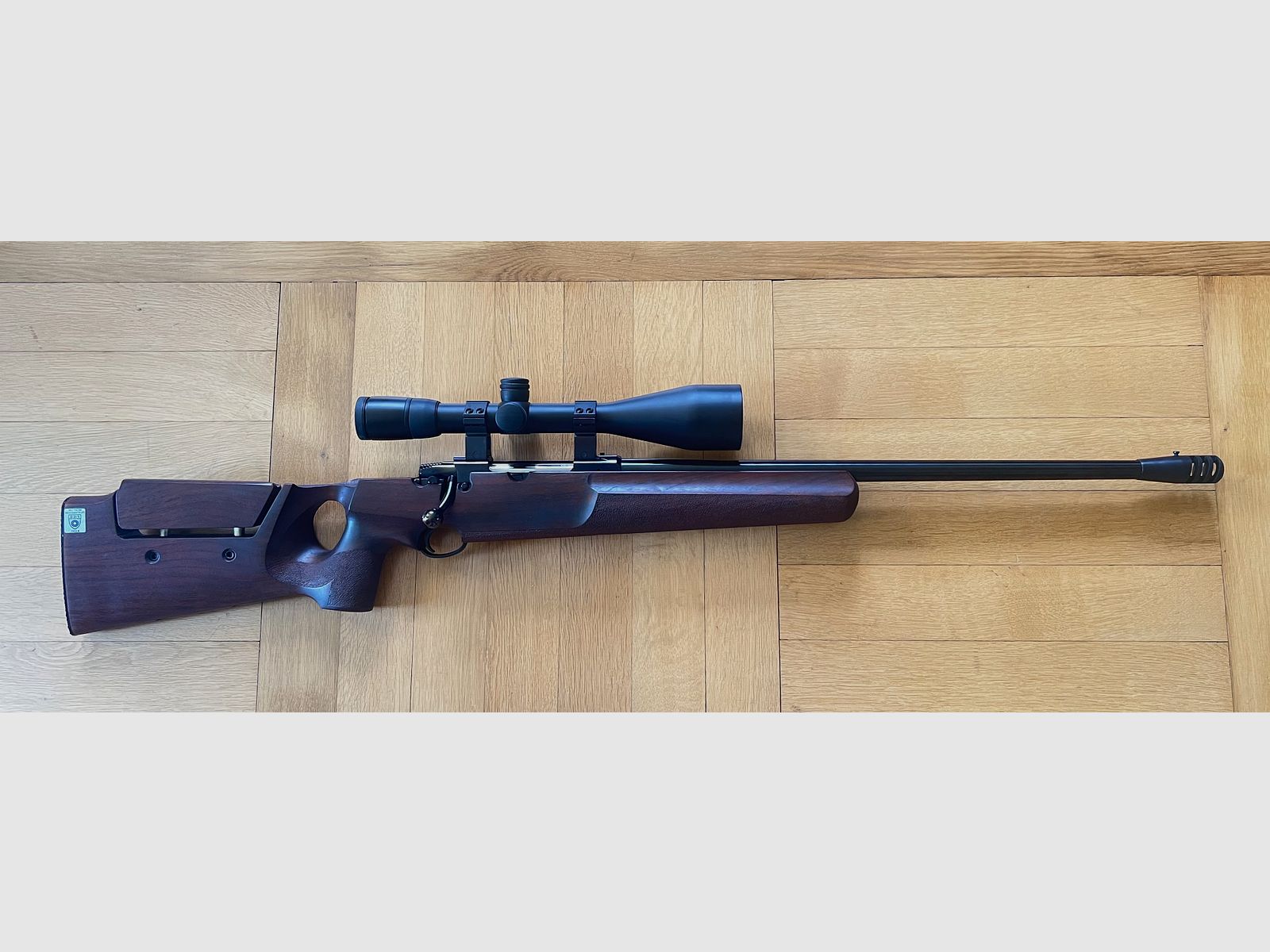 Kongsberg 393 met ZF Weaver 5-25x56mm scope