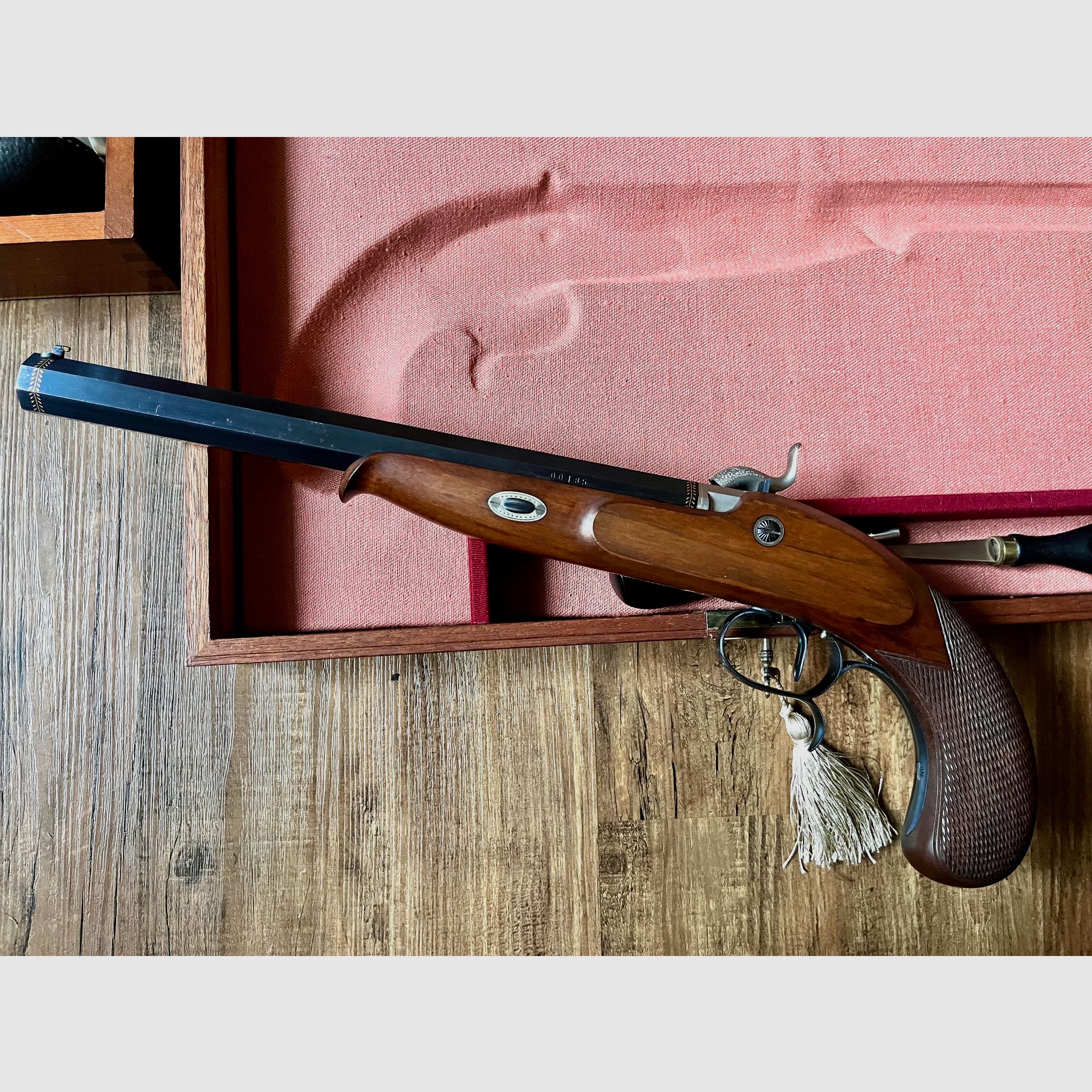 Hege Siber Losanna pistola a percussione